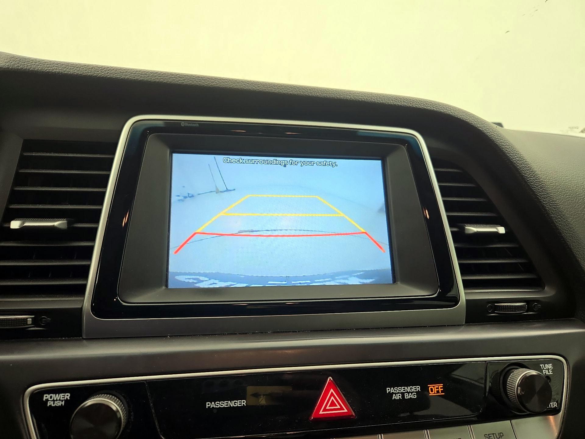 Thumbnail: 2019 Hyundai Sonata - 14