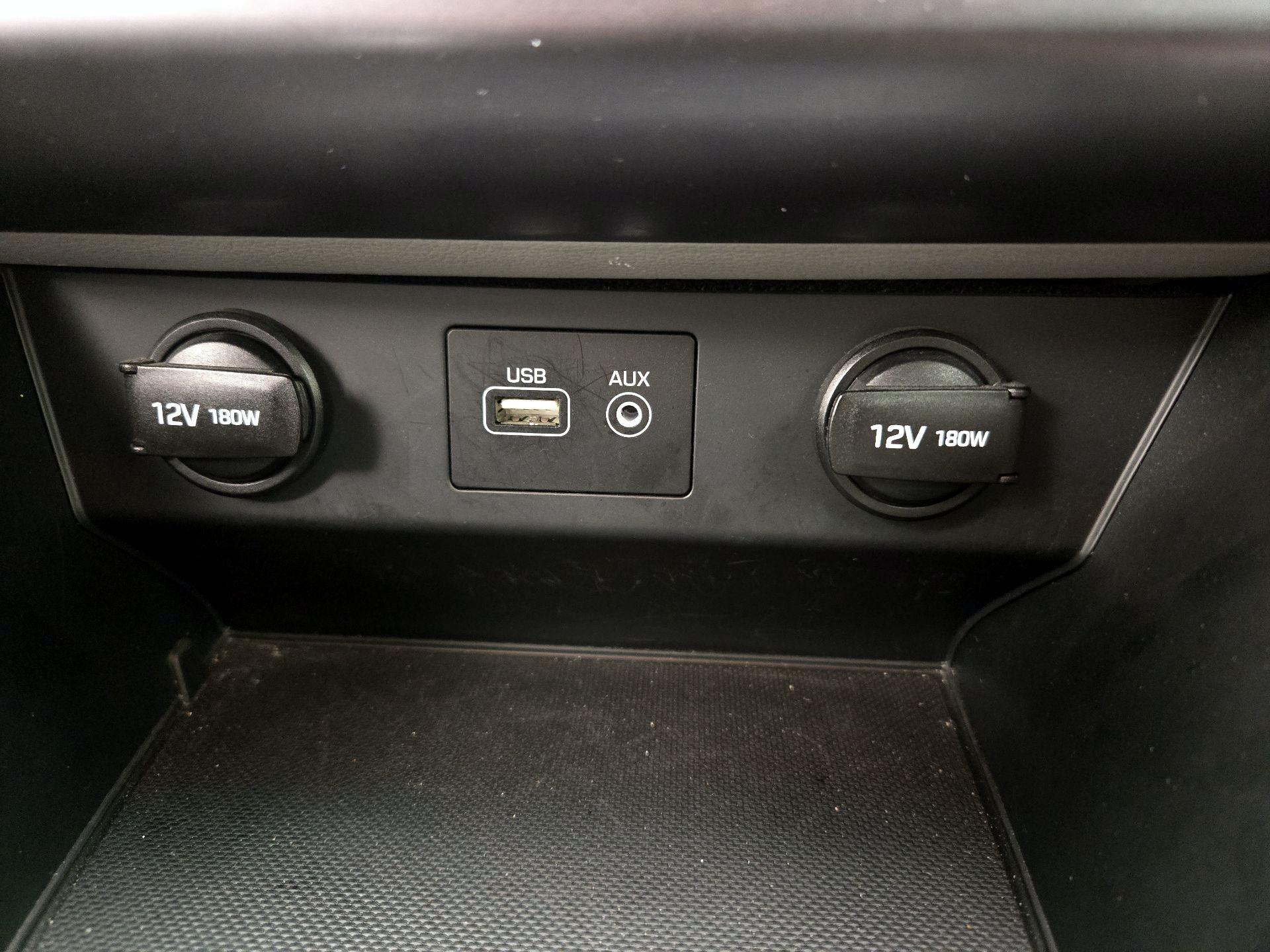 Thumbnail: 2019 Hyundai Sonata - 18