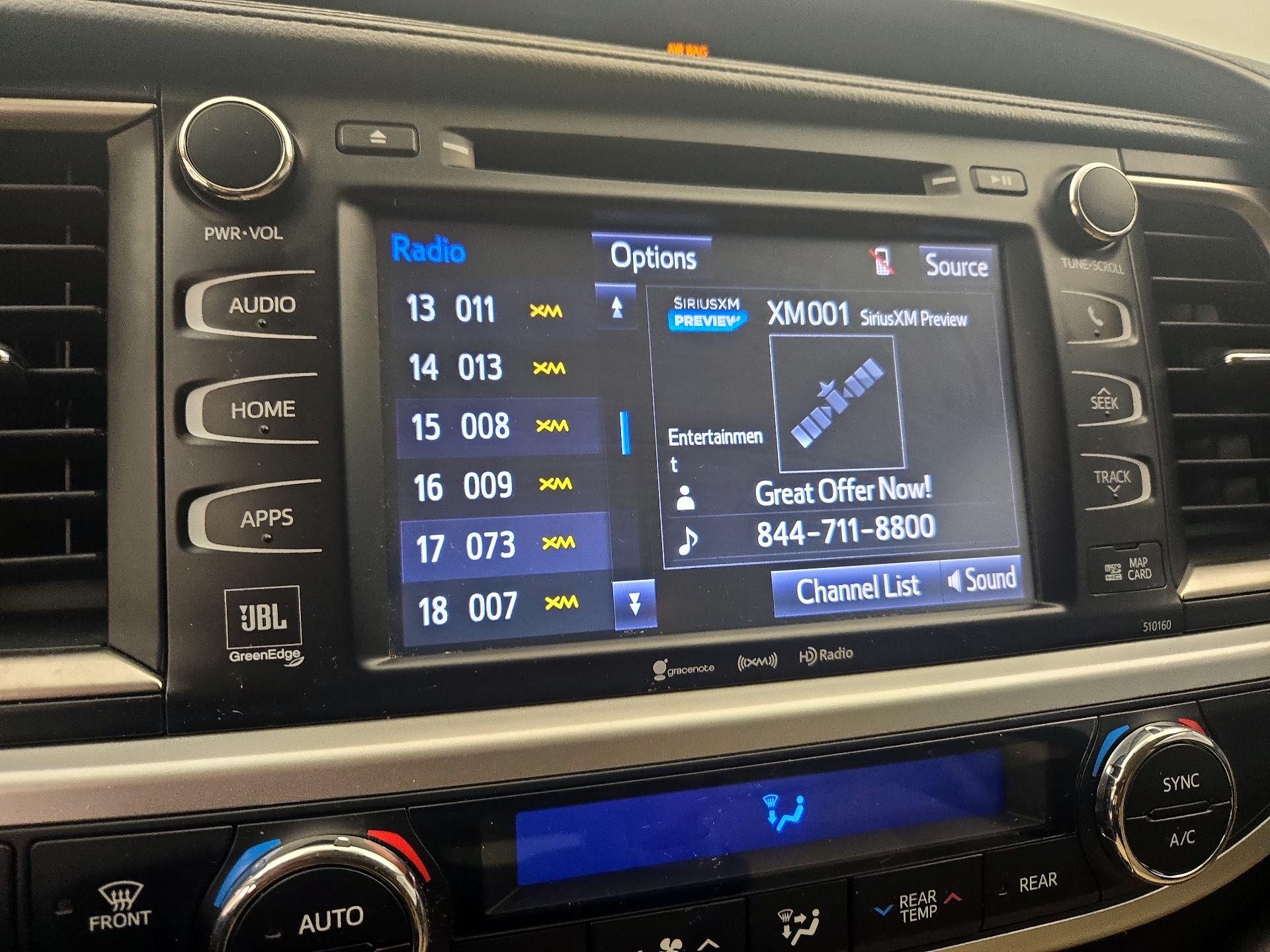 Thumbnail: 2016 Toyota Highlander - 15