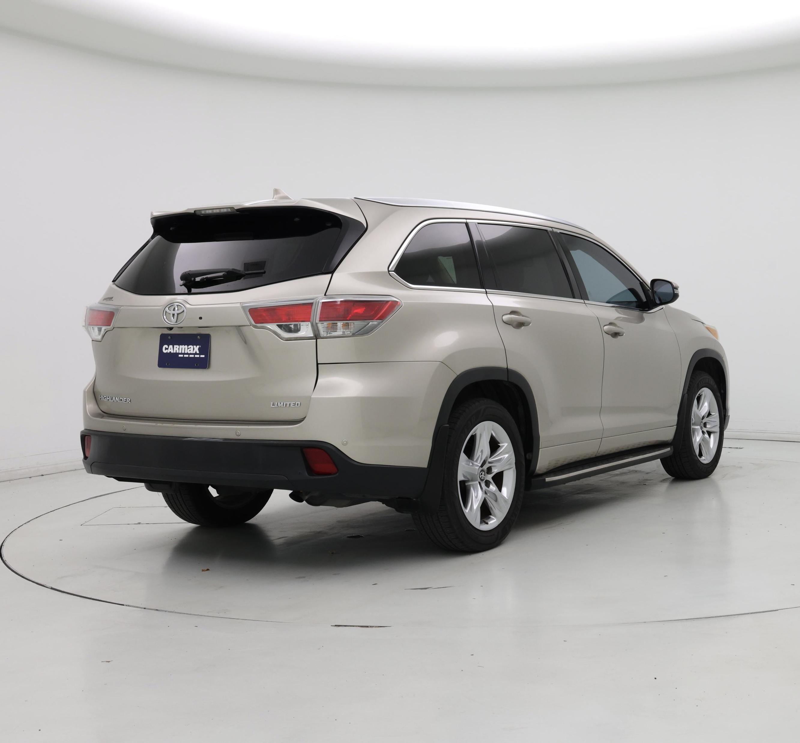 Thumbnail: 2016 Toyota Highlander - 8