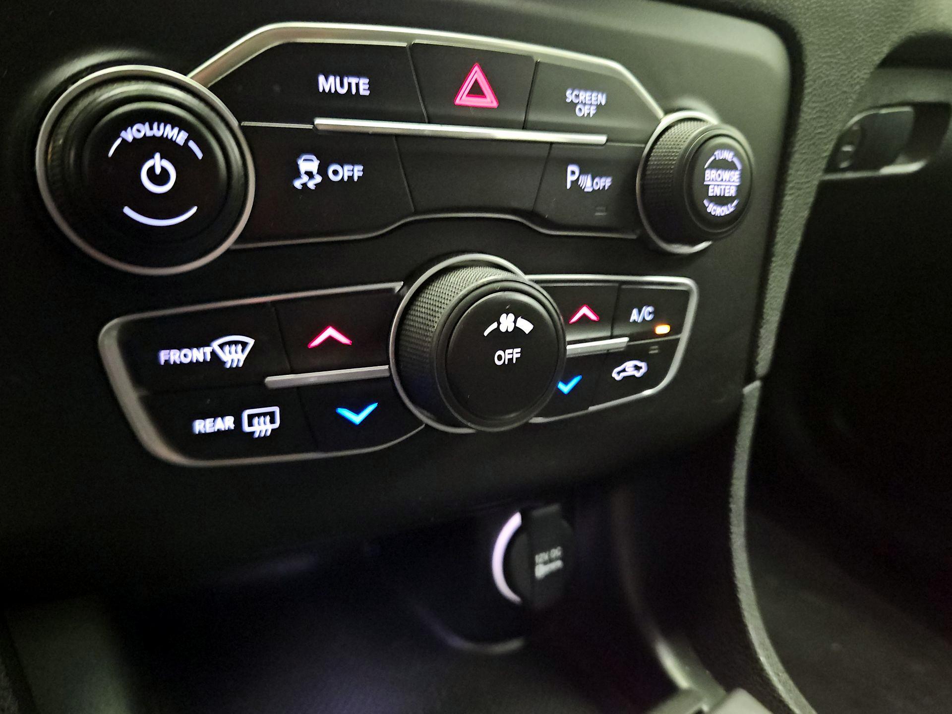 Thumbnail: 2023 Dodge Charger - 16