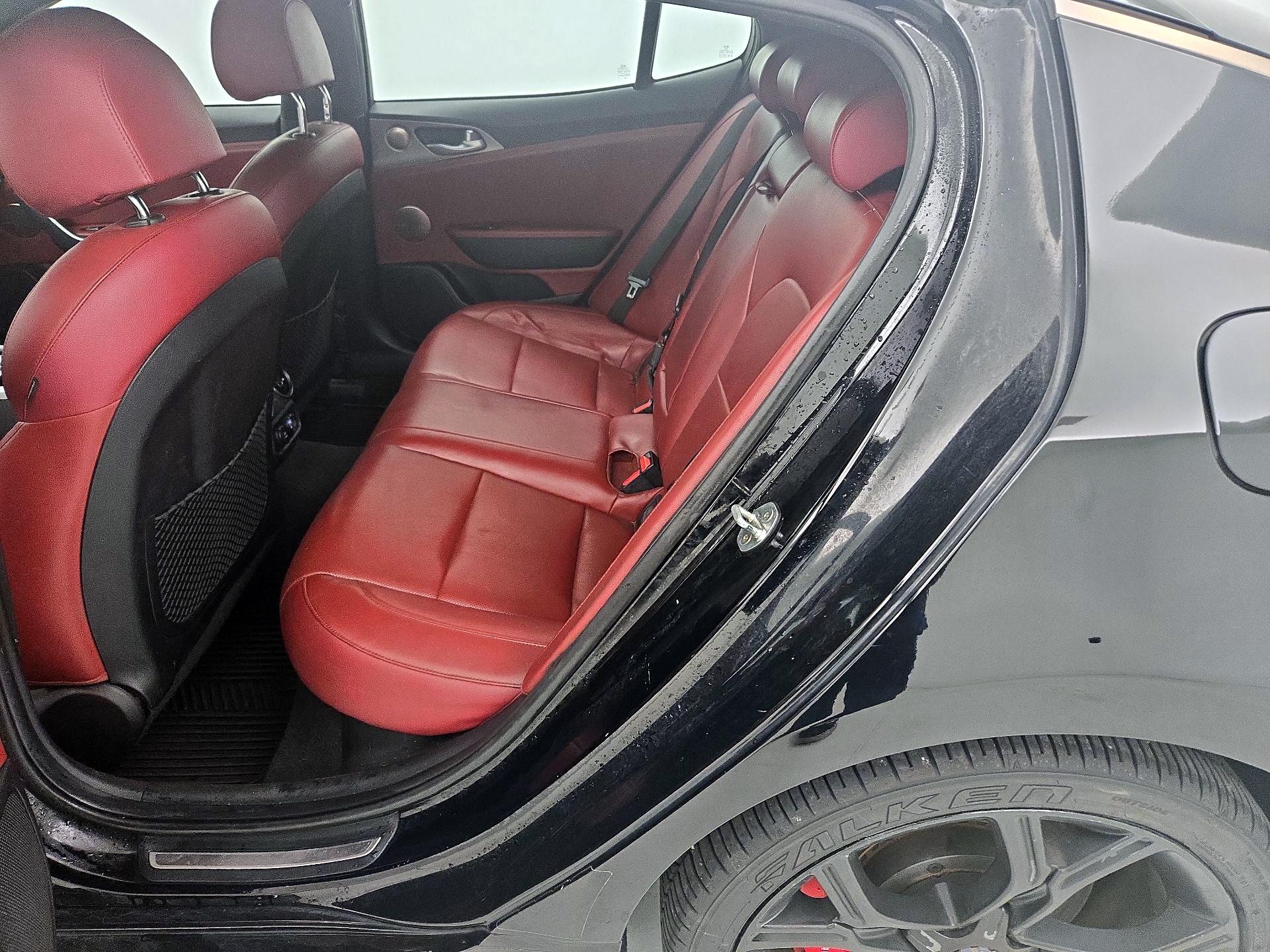 Thumbnail: 2020 Kia Stinger - 20