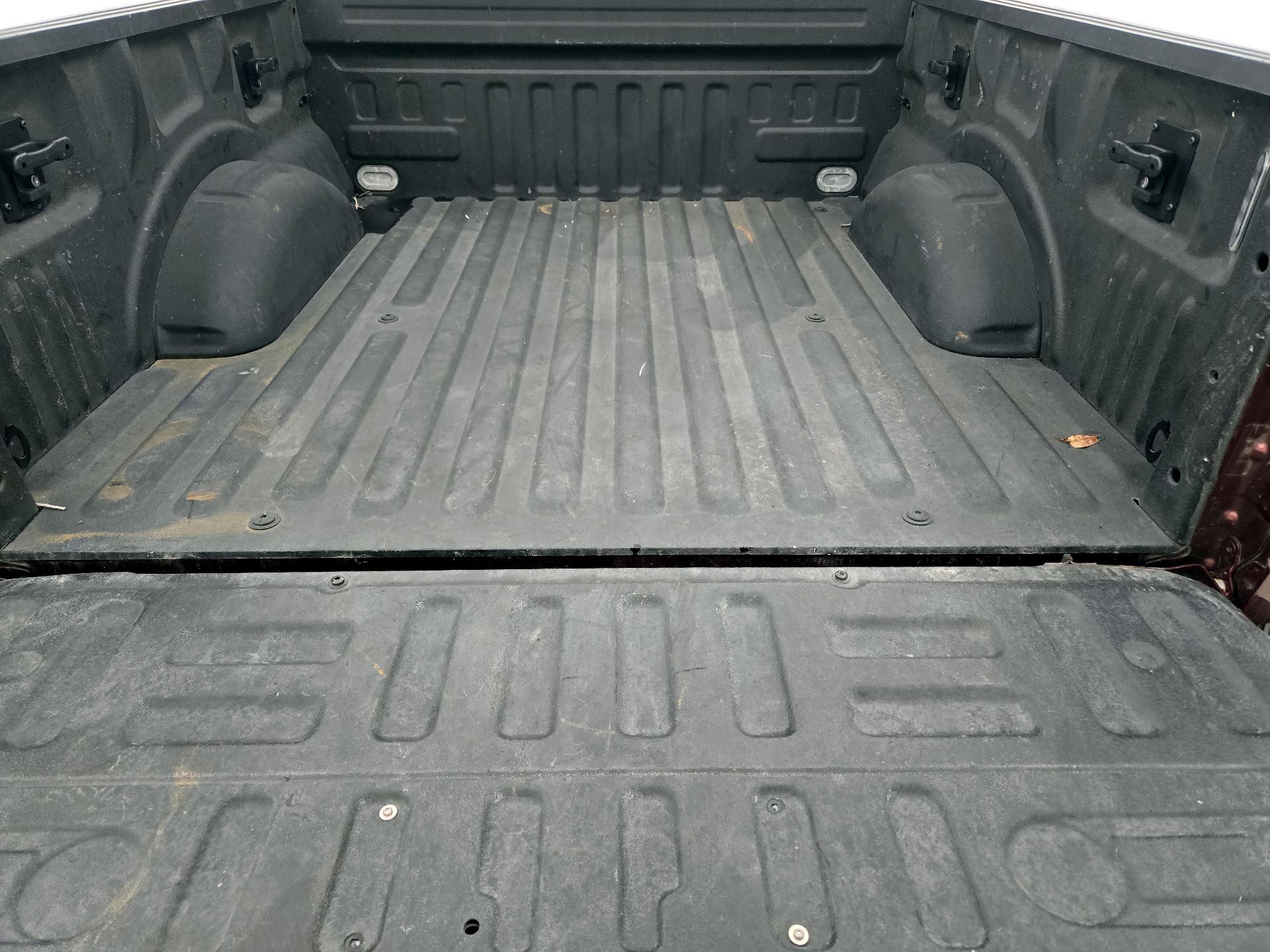 Thumbnail: 2015 Ford F-150 - 20