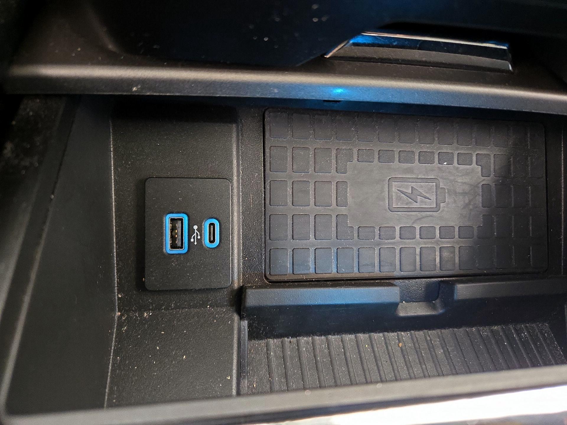 Thumbnail: 2021 Ford Expedition - 18