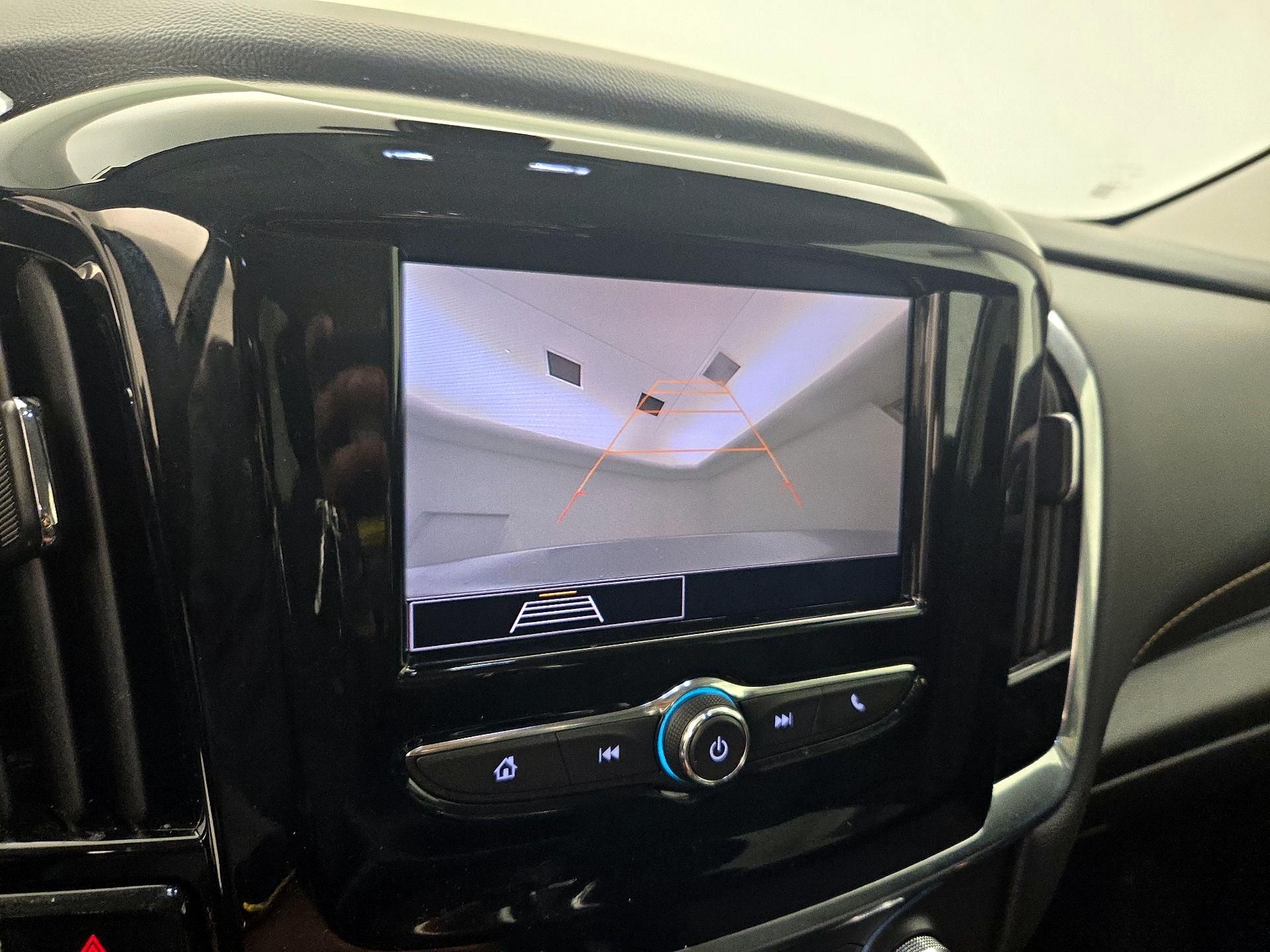 Thumbnail: 2020 Chevrolet Traverse - 14