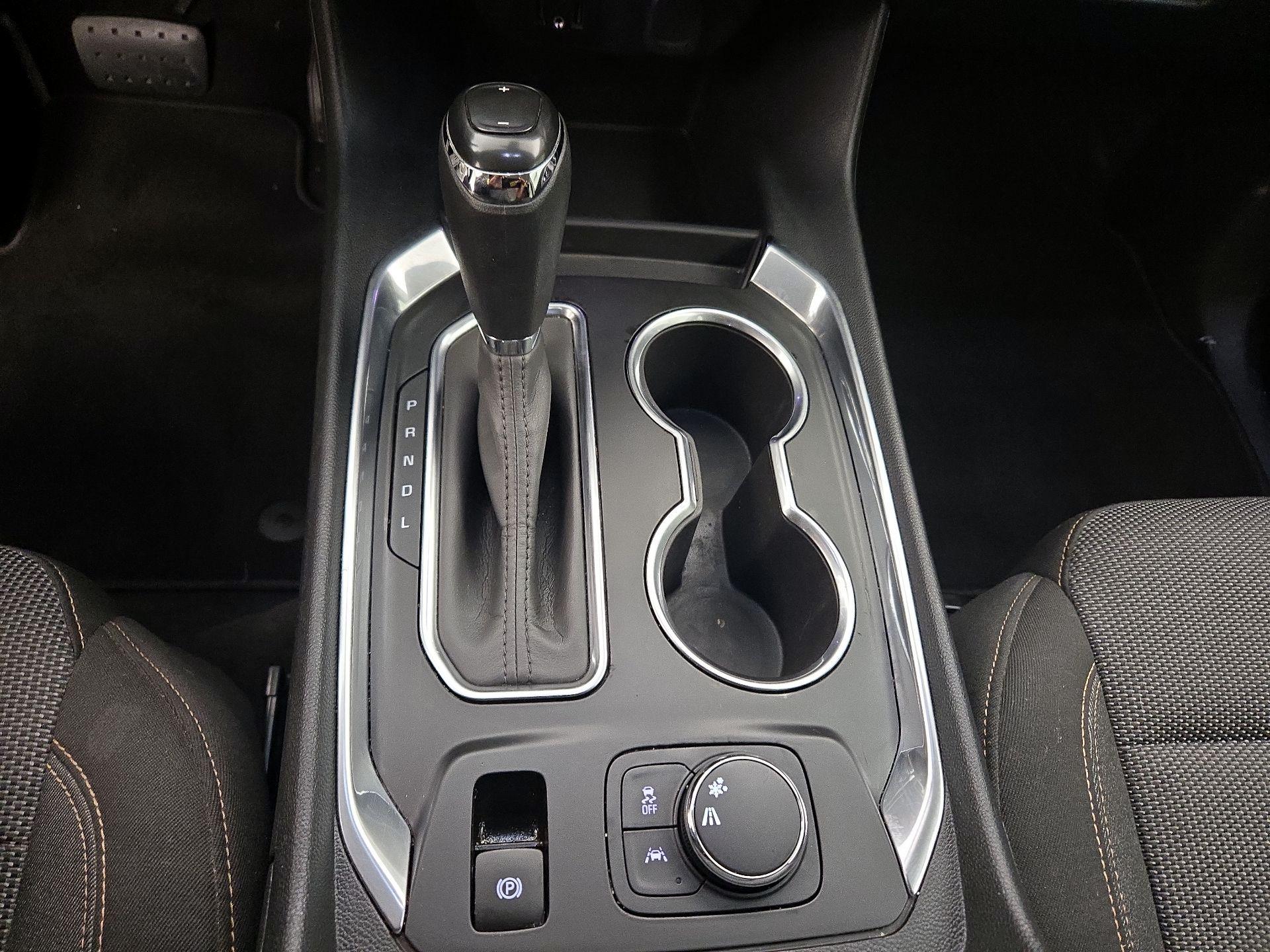 Thumbnail: 2020 Chevrolet Traverse - 17