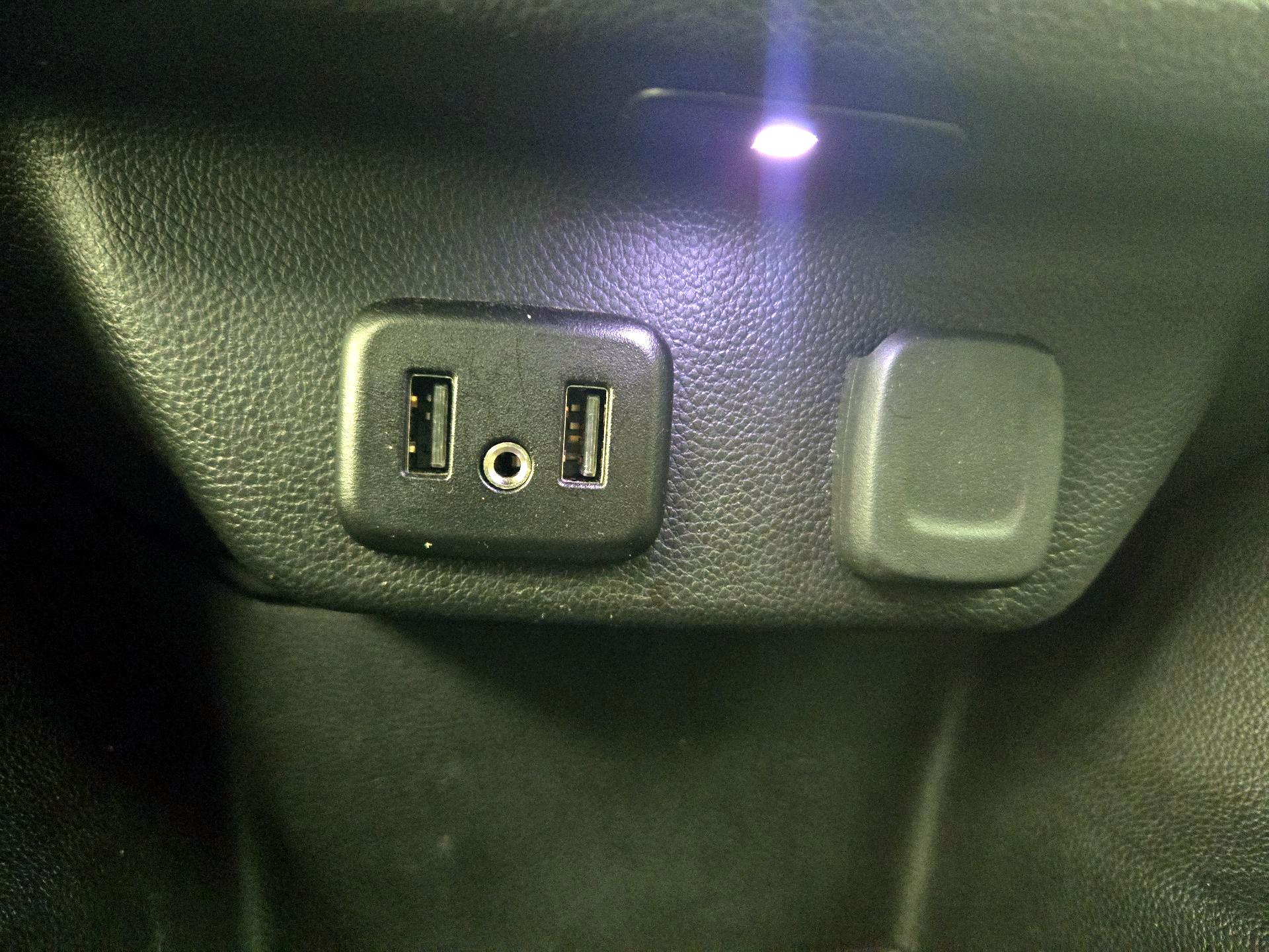 Thumbnail: 2020 Chevrolet Traverse - 18