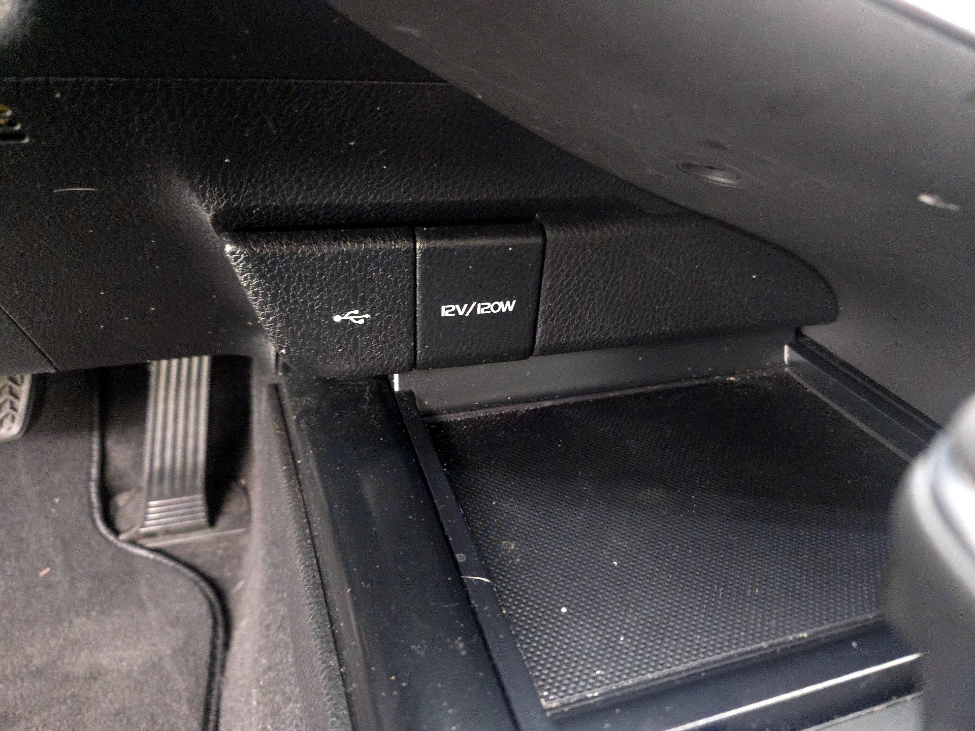 Thumbnail: 2020 Toyota Camry - 18