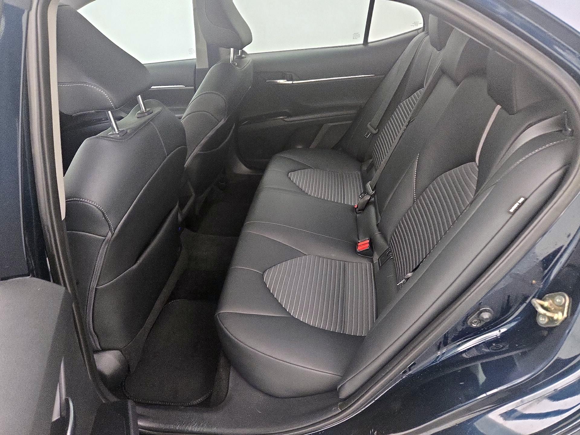 Thumbnail: 2020 Toyota Camry - 20