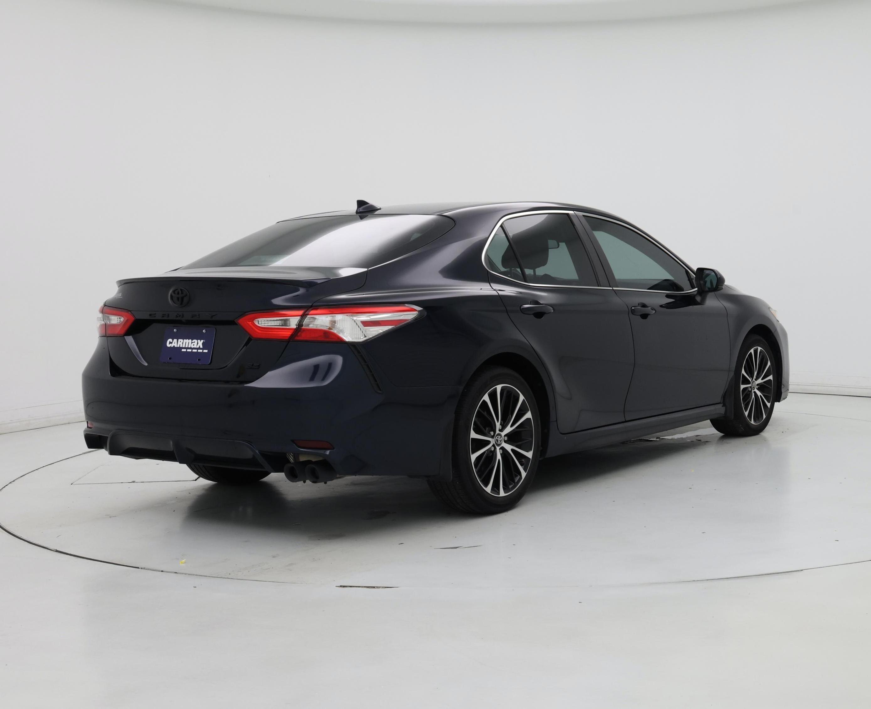 Thumbnail: 2020 Toyota Camry - 8