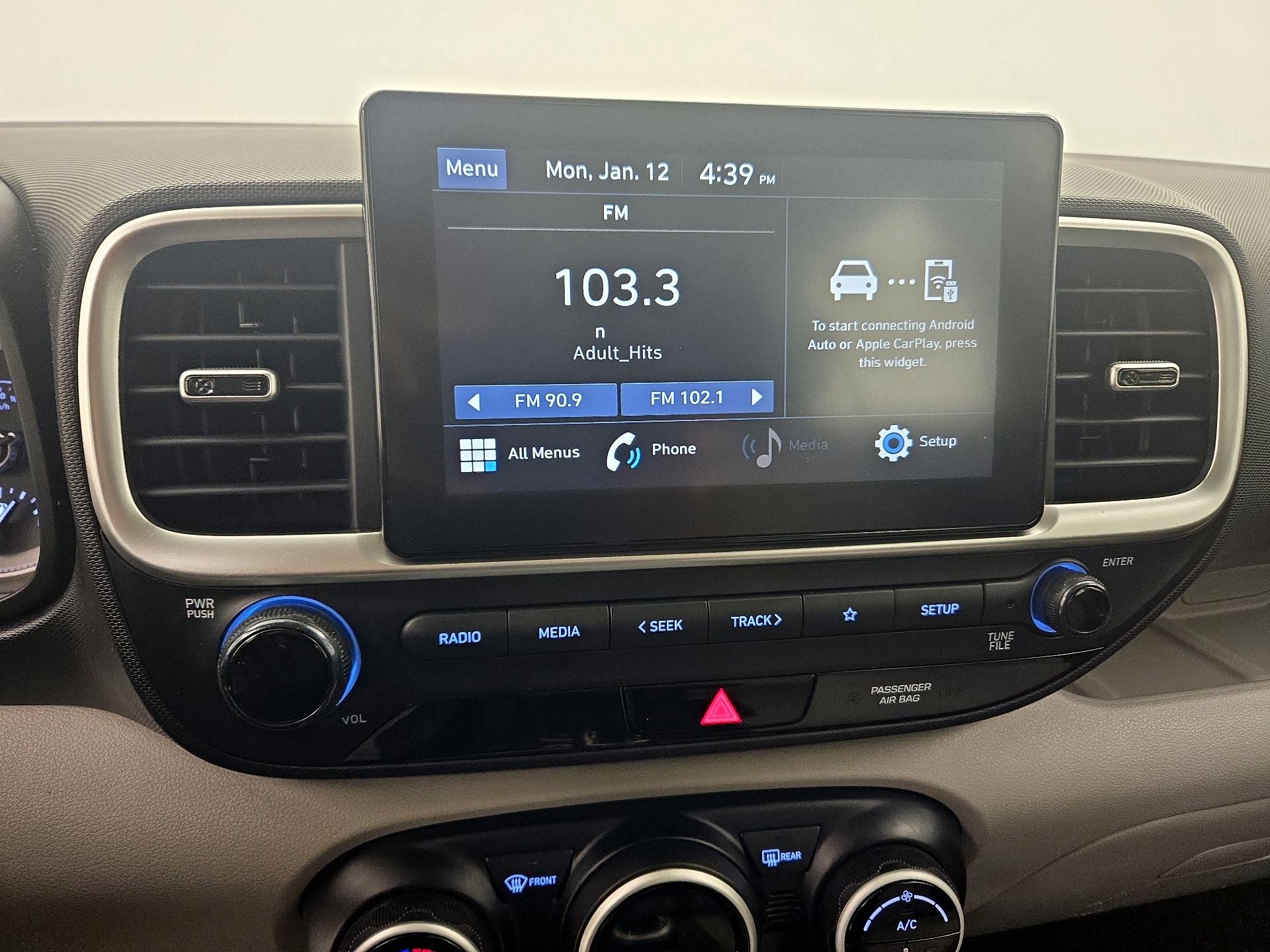 Thumbnail: 2021 Hyundai Venue - 15