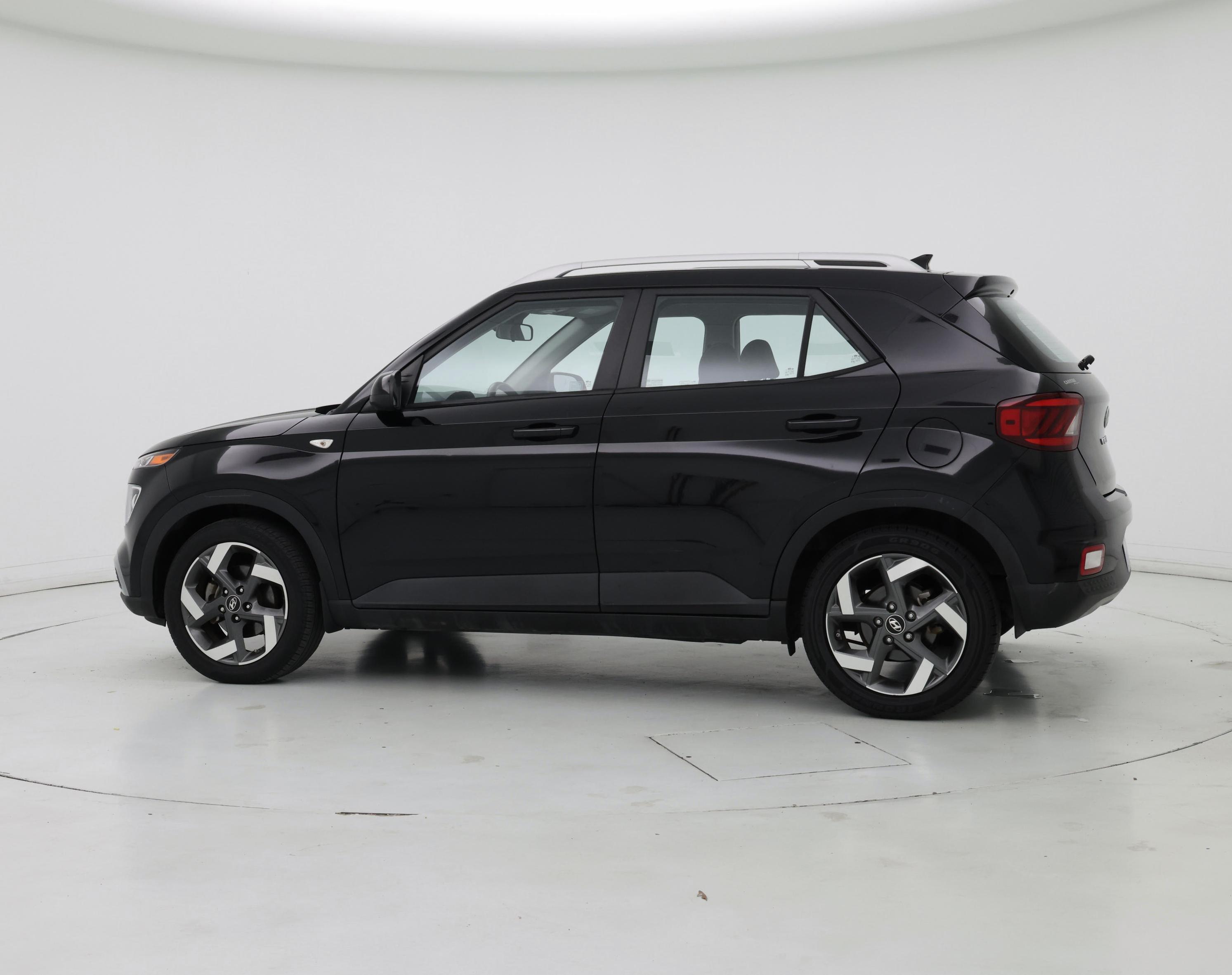 Thumbnail: 2021 Hyundai Venue - 5