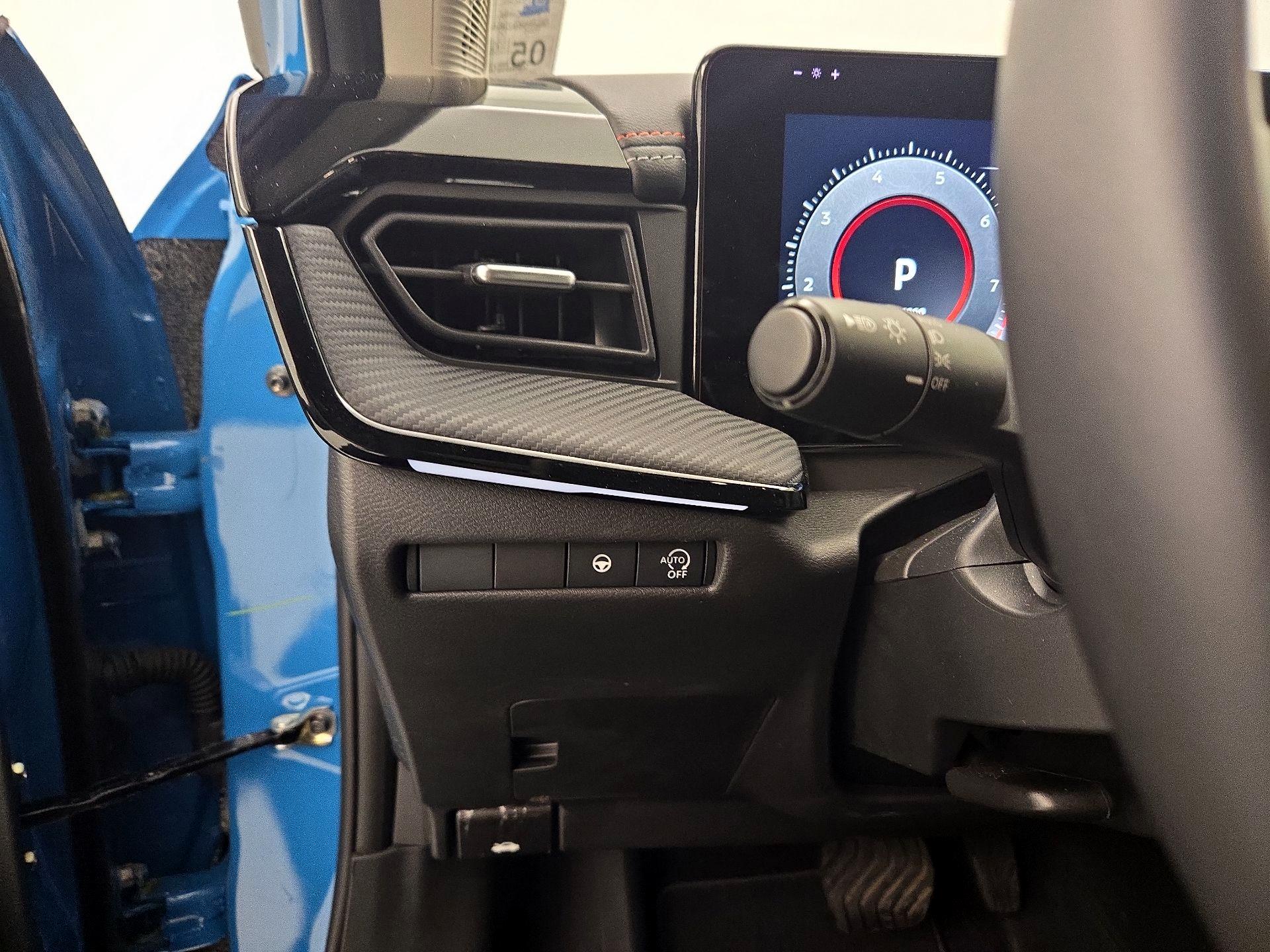 Thumbnail: 2025 Nissan Kicks - 13