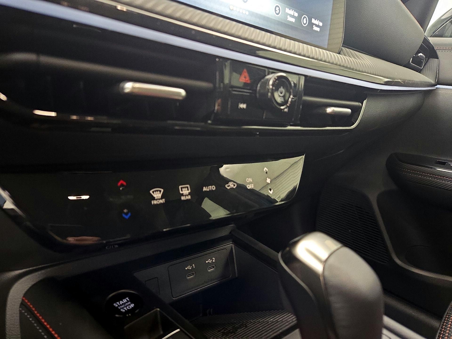 Thumbnail: 2025 Nissan Kicks - 16