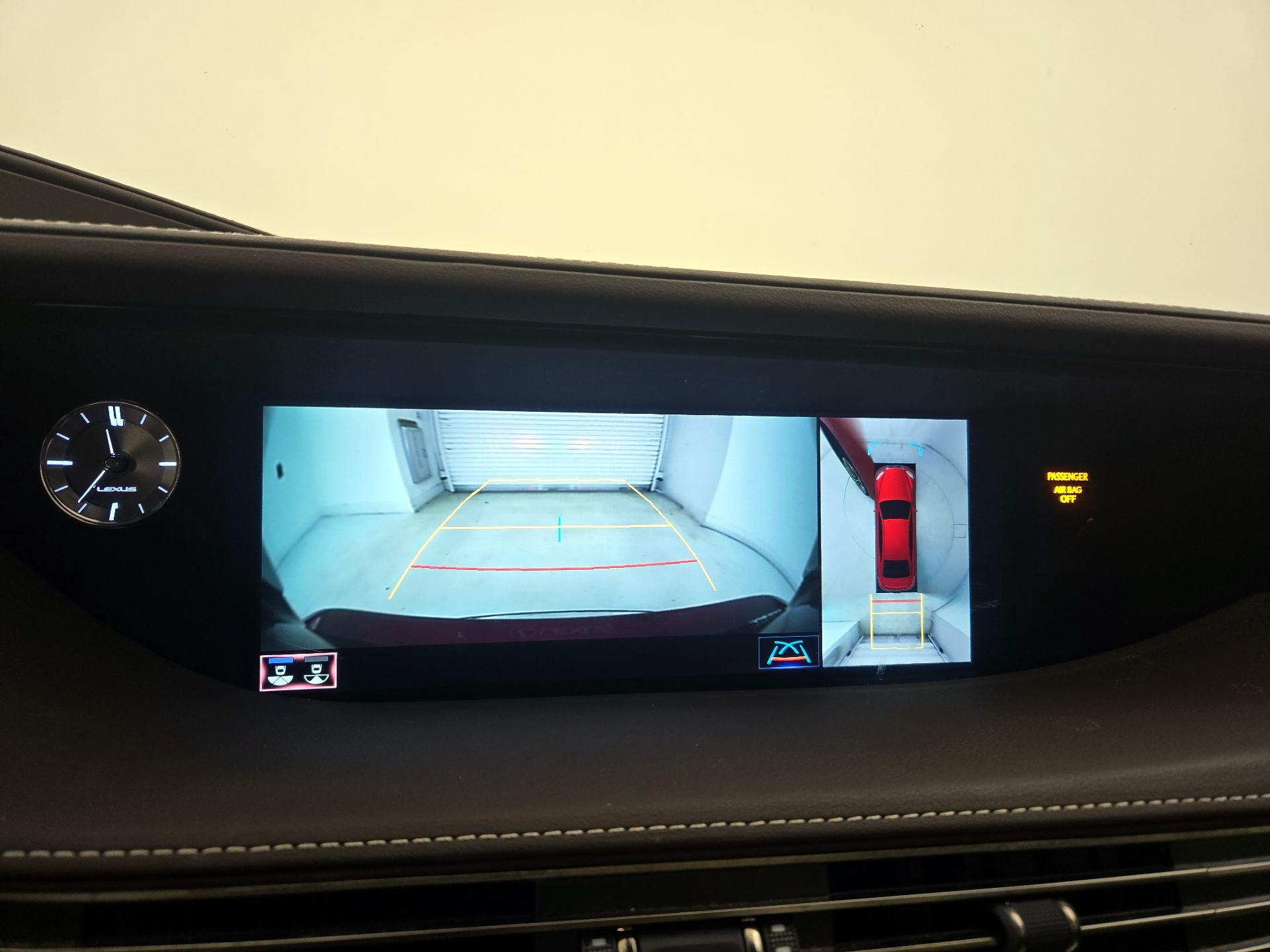 Thumbnail: 2019 Lexus LS - 15