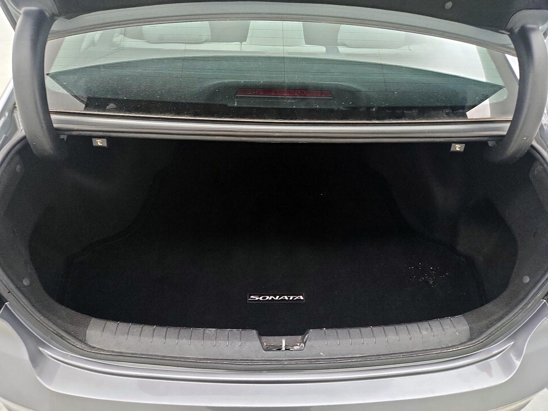 Thumbnail: 2017 Hyundai Sonata - 19