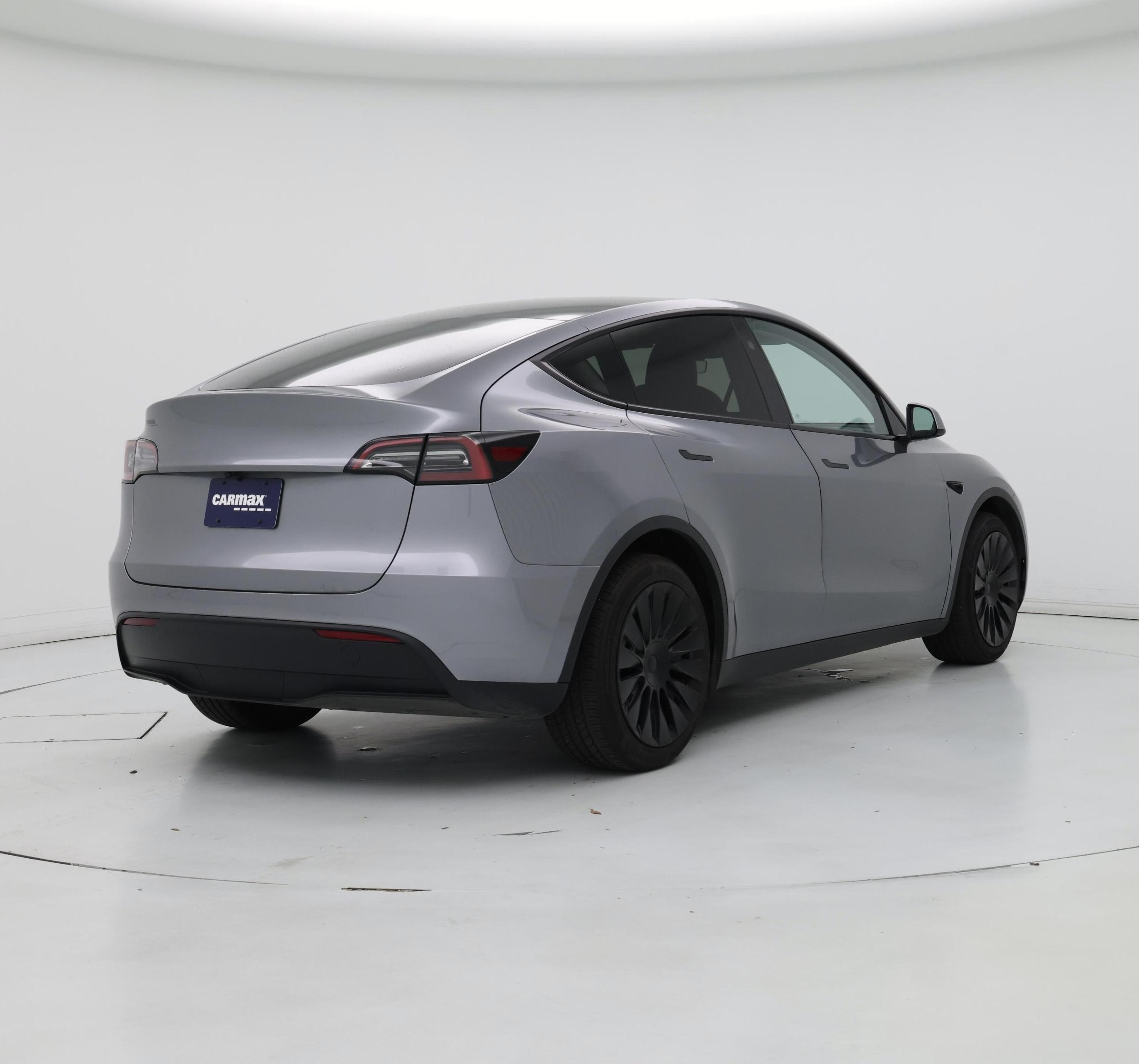 Thumbnail: 2025 Tesla Model Y - 8