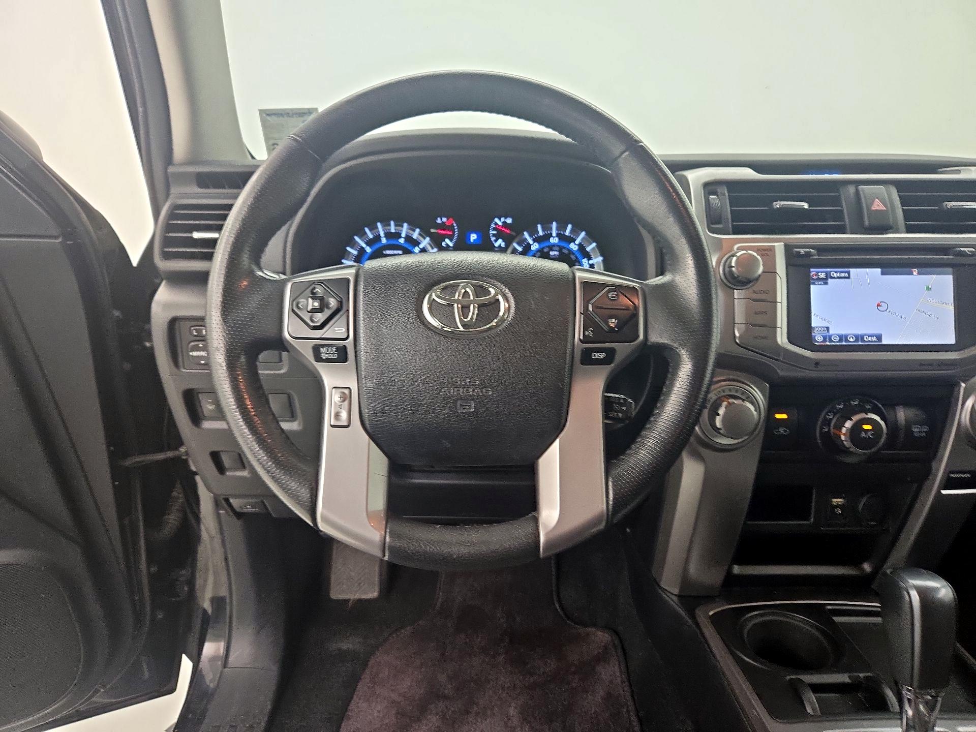 Thumbnail: 2018 Toyota 4Runner - 10