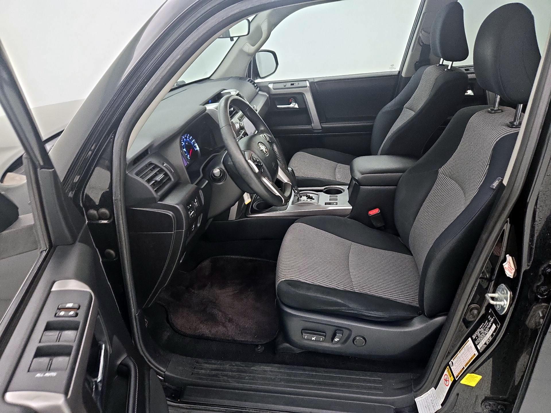 Thumbnail: 2018 Toyota 4Runner - 11