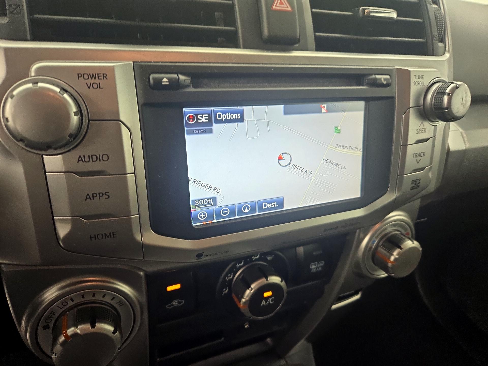 Thumbnail: 2018 Toyota 4Runner - 14