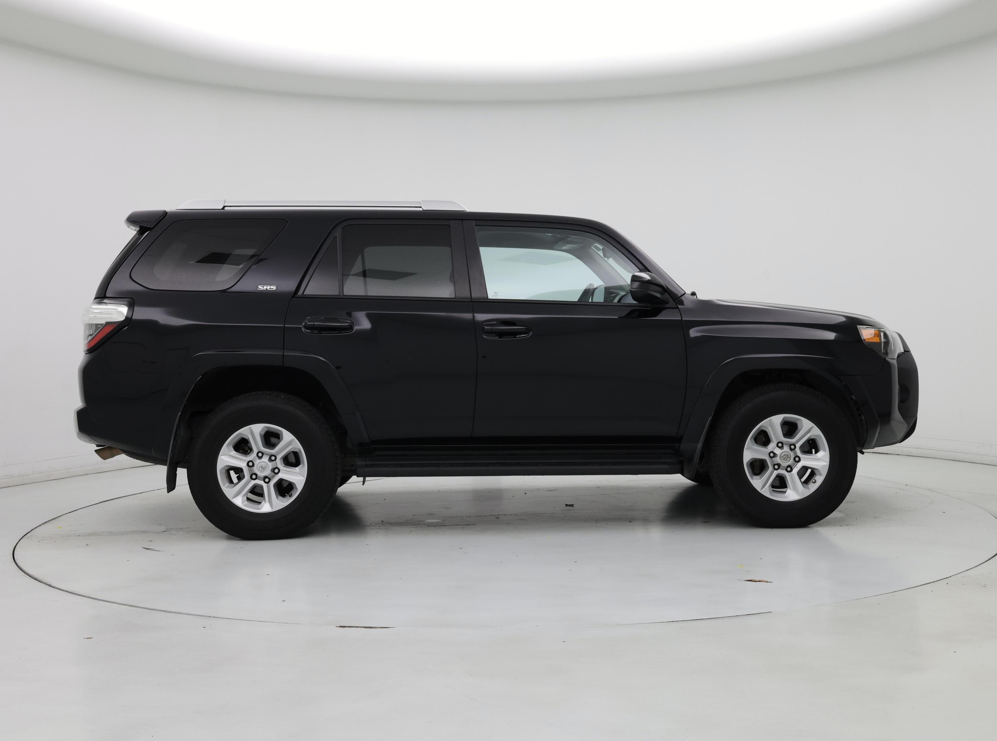 Thumbnail: 2018 Toyota 4Runner - 7