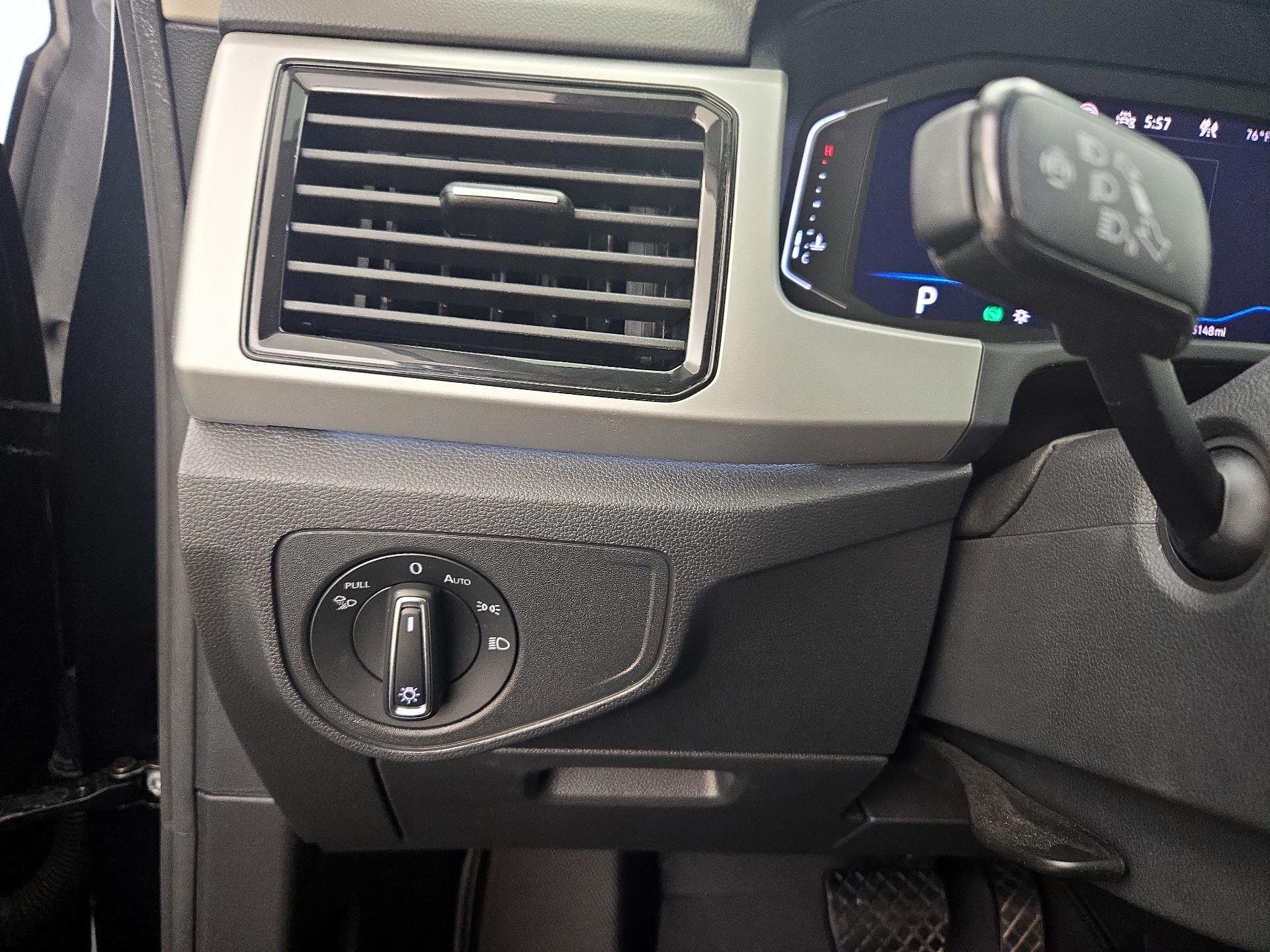 Thumbnail: 2021 Volkswagen Atlas - 13