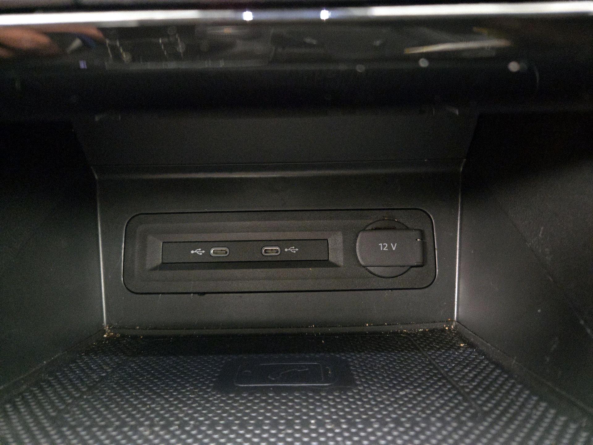 Thumbnail: 2021 Volkswagen Atlas - 19