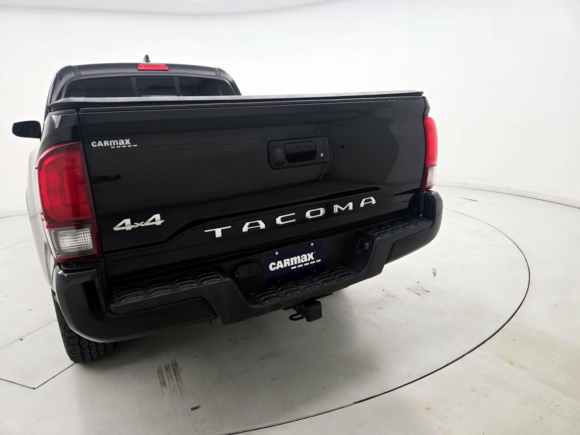Thumbnail: 2021 Toyota Tacoma - 20