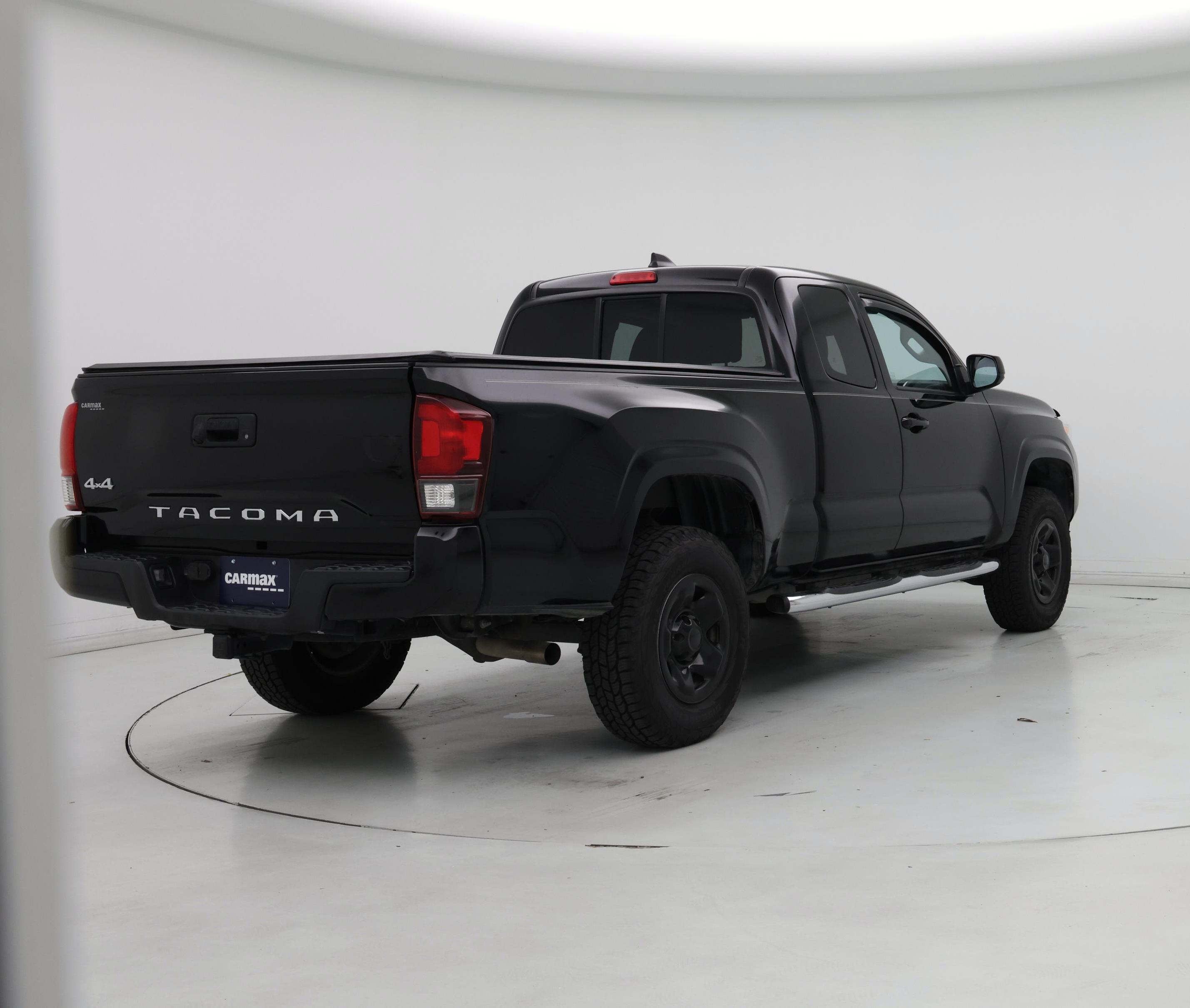 Thumbnail: 2021 Toyota Tacoma - 8