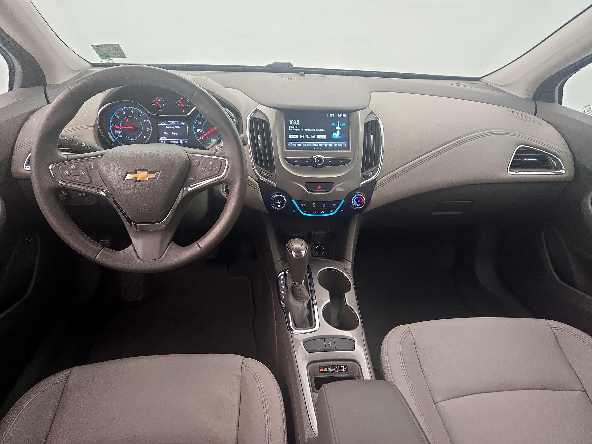 Thumbnail: 2017 Chevrolet Cruze - 9