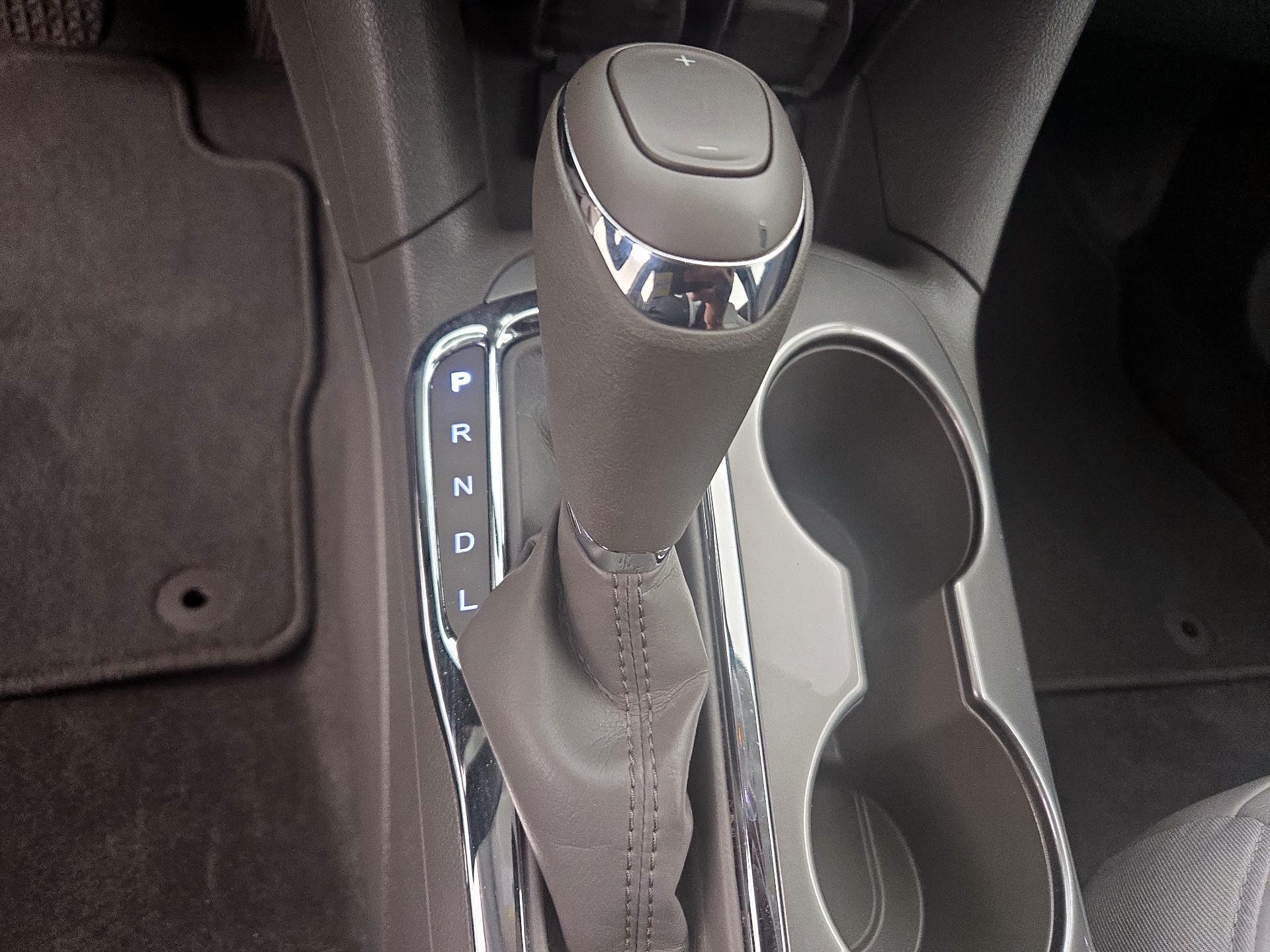 Thumbnail: 2017 Chevrolet Cruze - 17