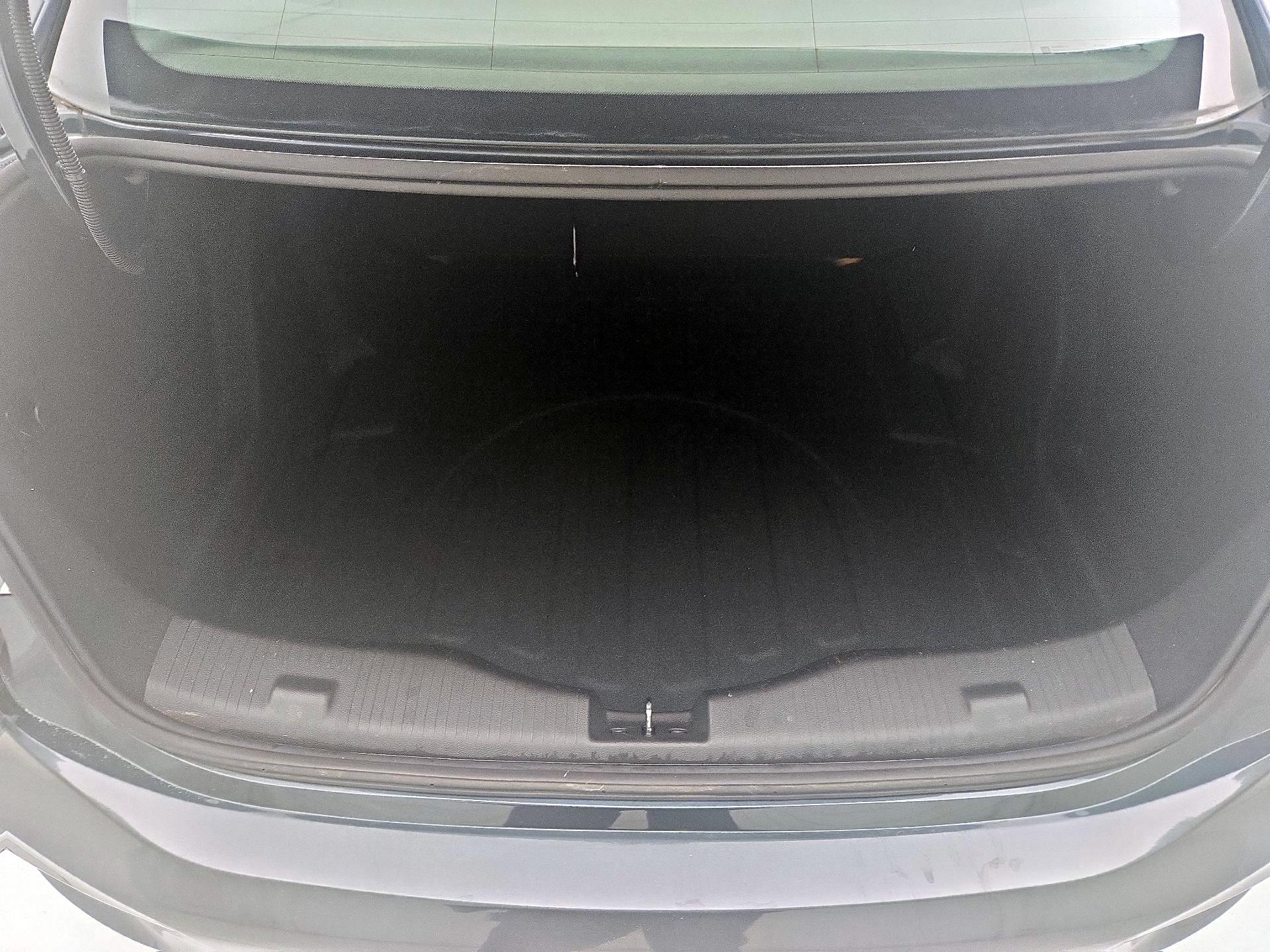 Thumbnail: 2017 Chevrolet Cruze - 20