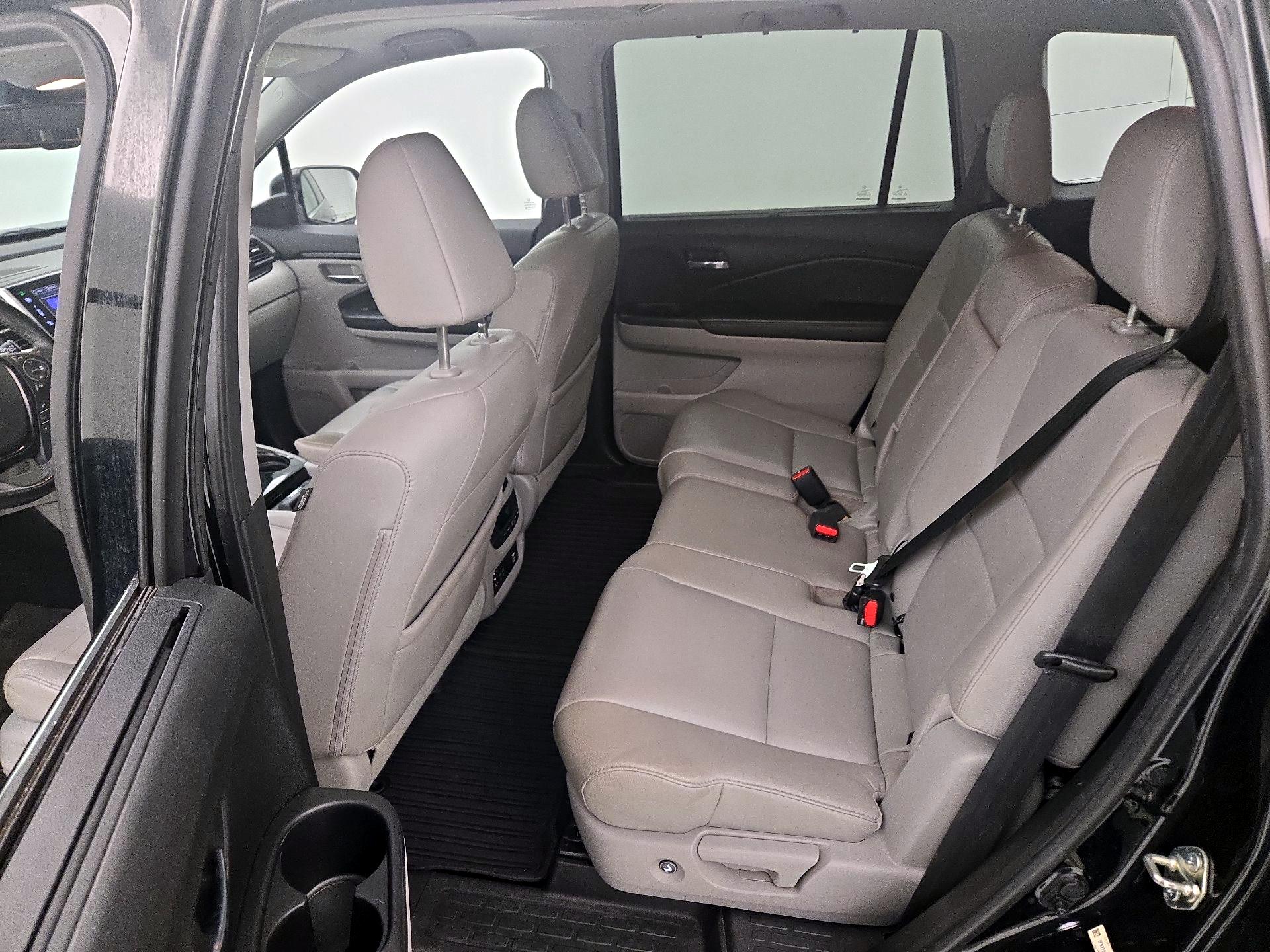 Thumbnail: 2016 Honda Pilot - 20