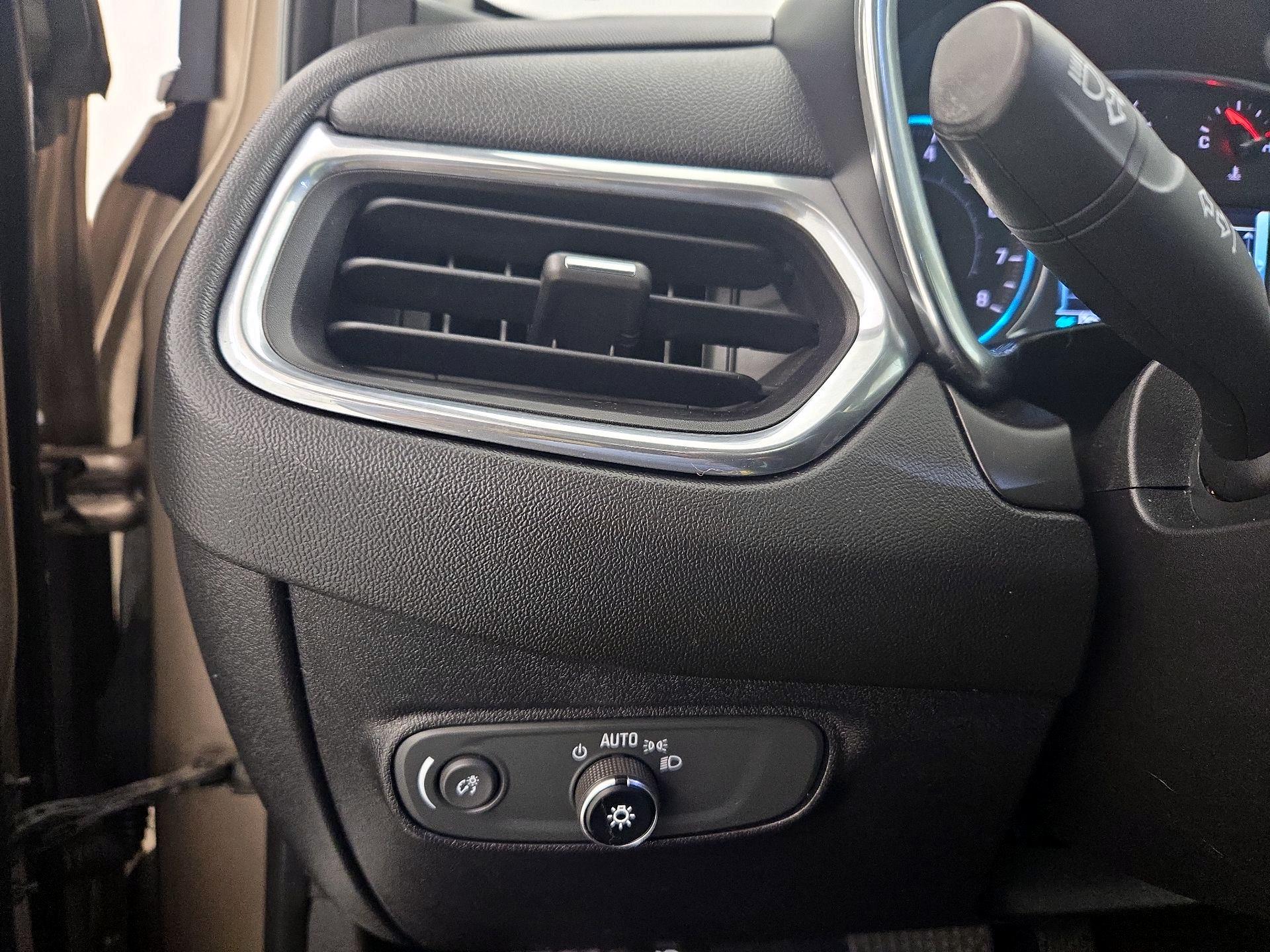 Thumbnail: 2018 Chevrolet Equinox - 13