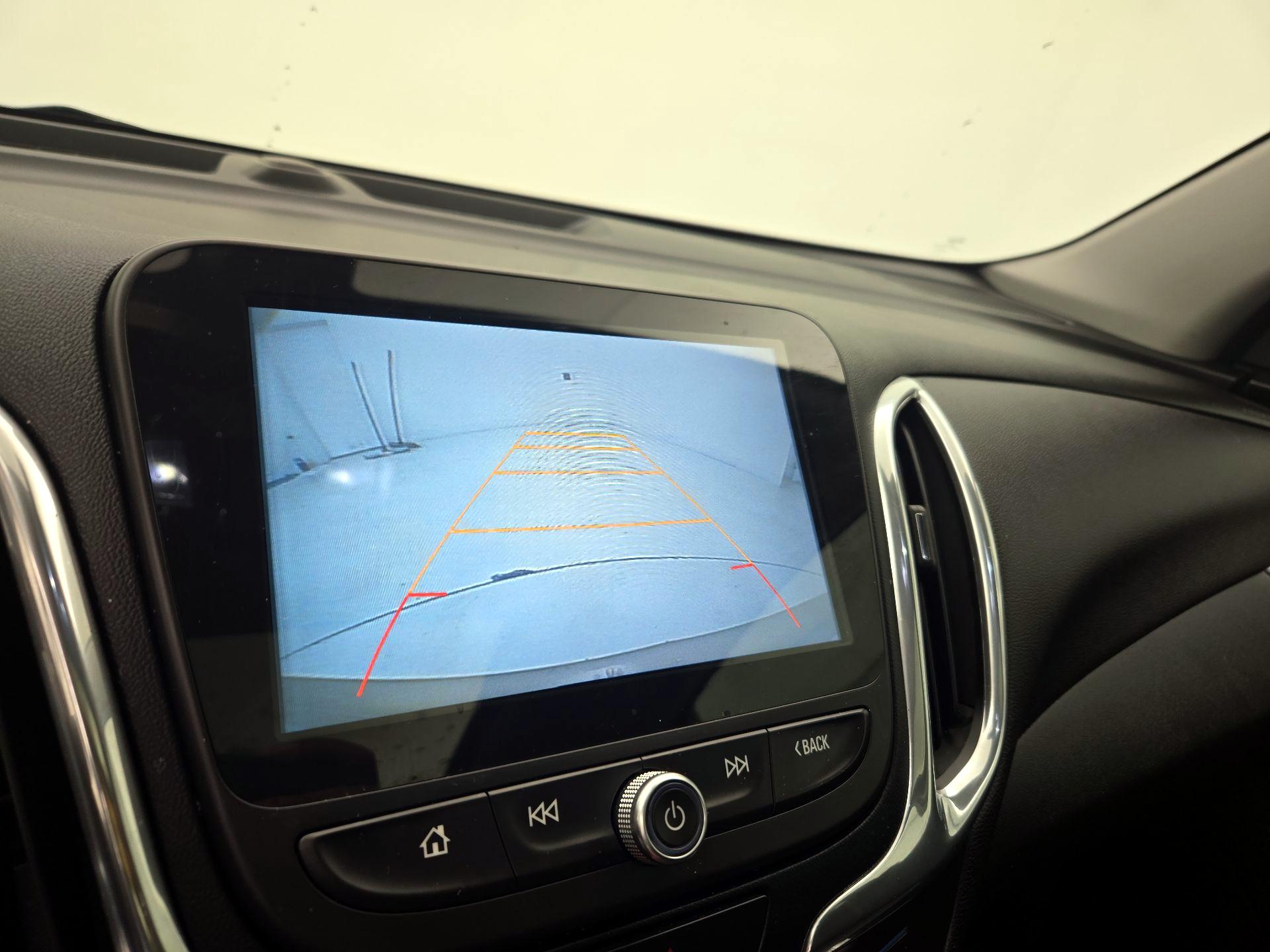 Thumbnail: 2018 Chevrolet Equinox - 14