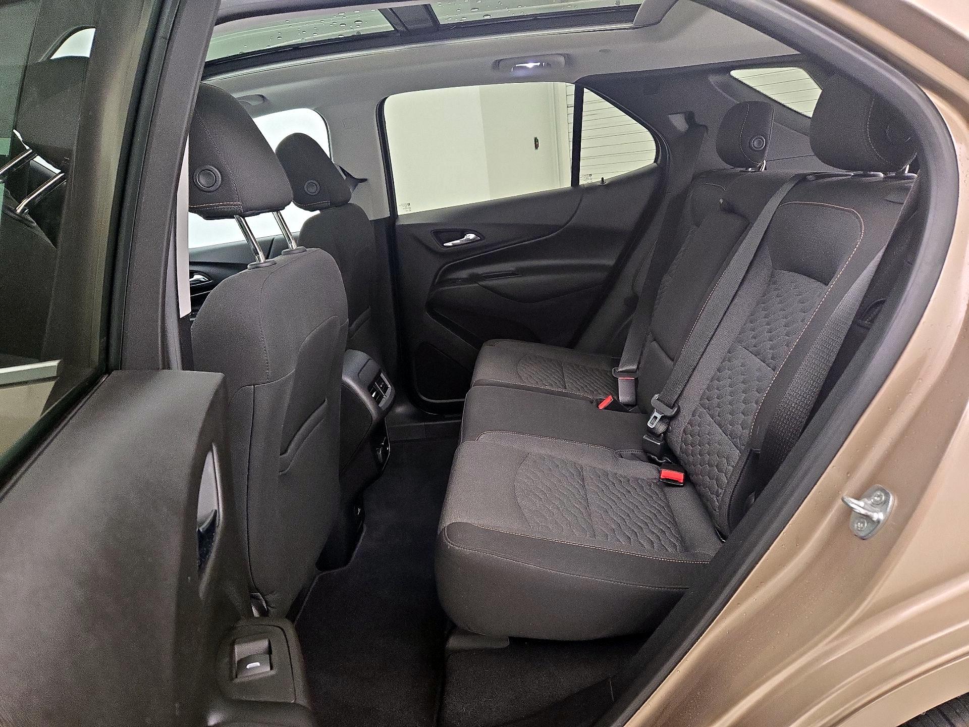 Thumbnail: 2018 Chevrolet Equinox - 20