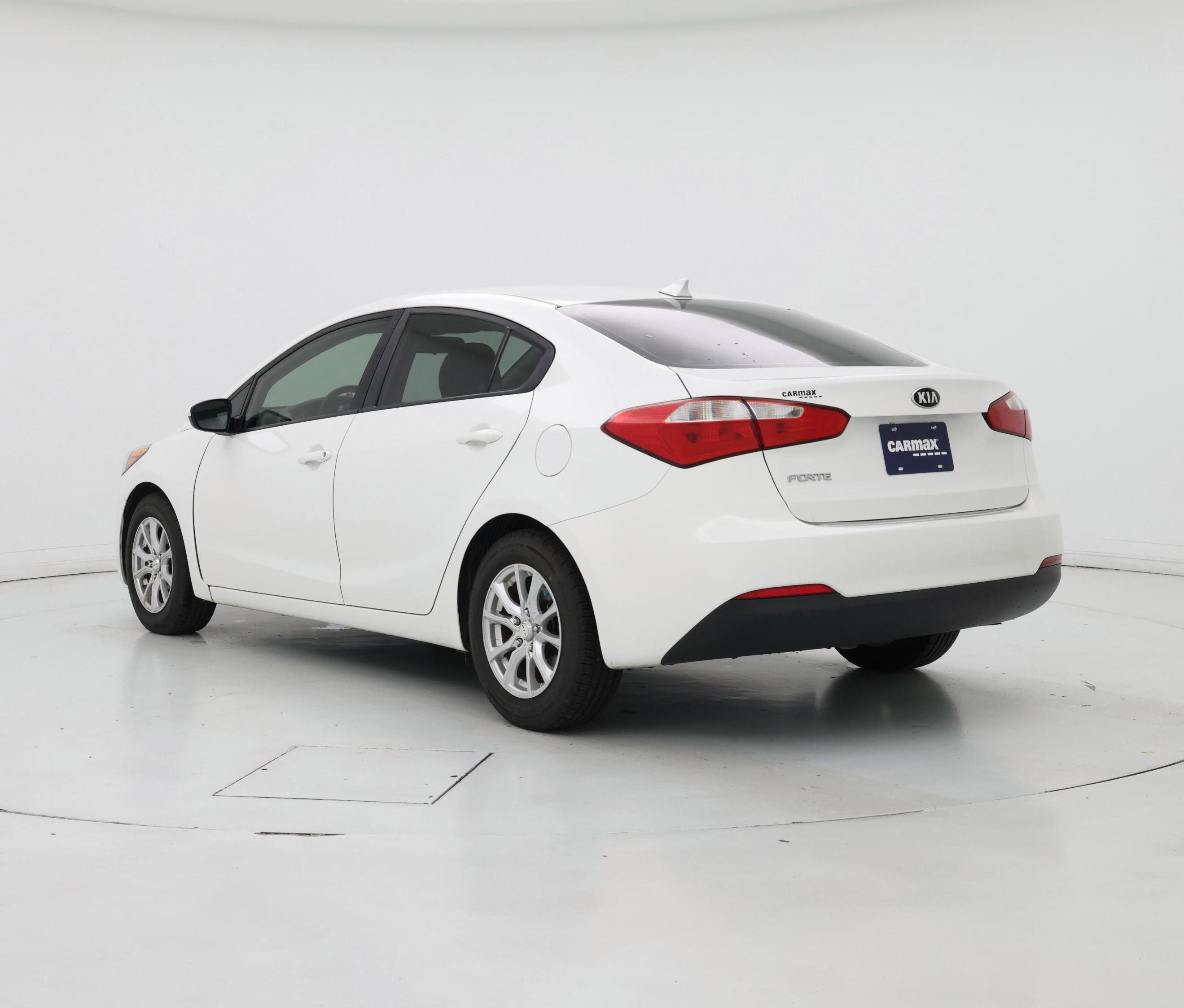 Thumbnail: 2016 Kia Forte - 2