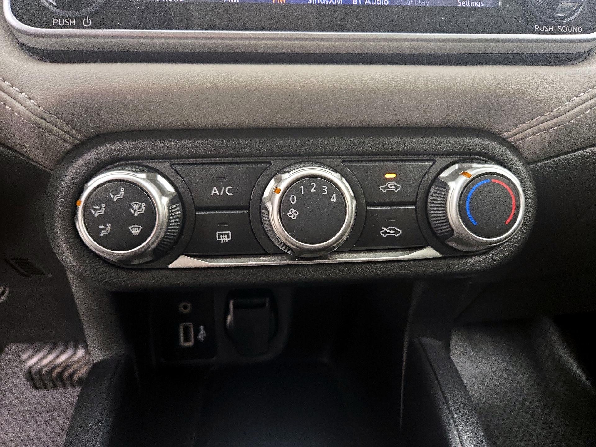 Thumbnail: 2020 Nissan Versa - 15