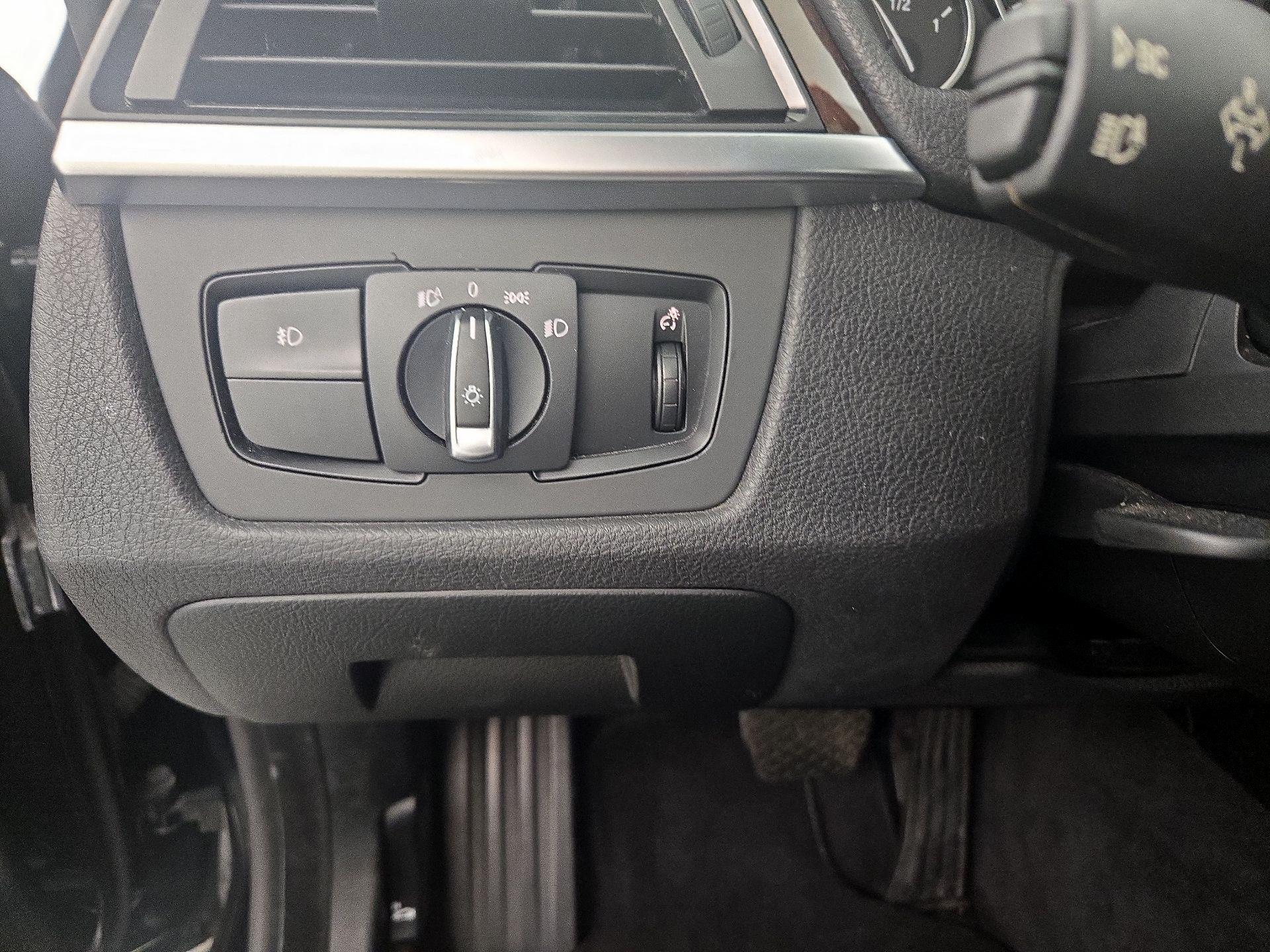 Thumbnail: 2016 BMW 4 Series - 13