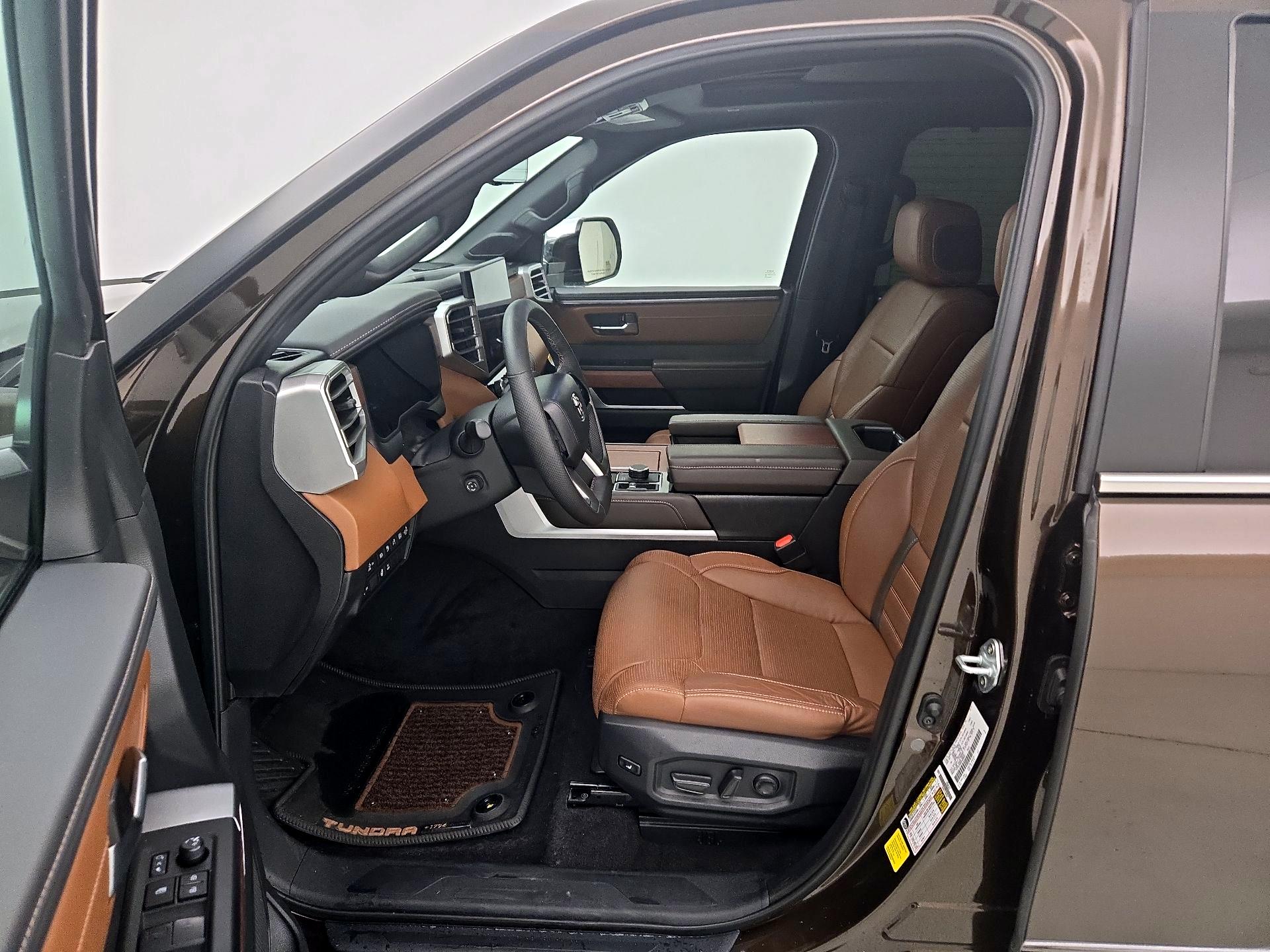 Thumbnail: 2024 Toyota Tundra - 11