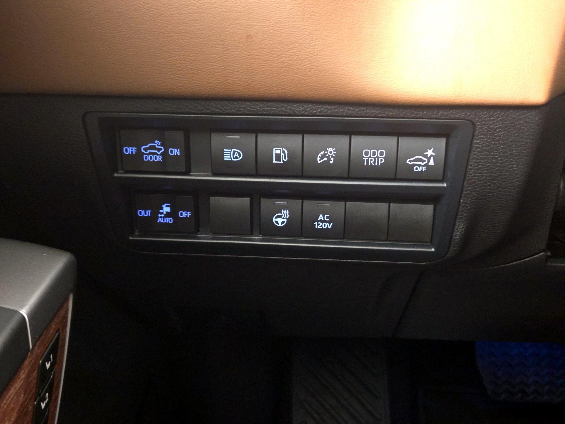 Thumbnail: 2024 Toyota Tundra - 13