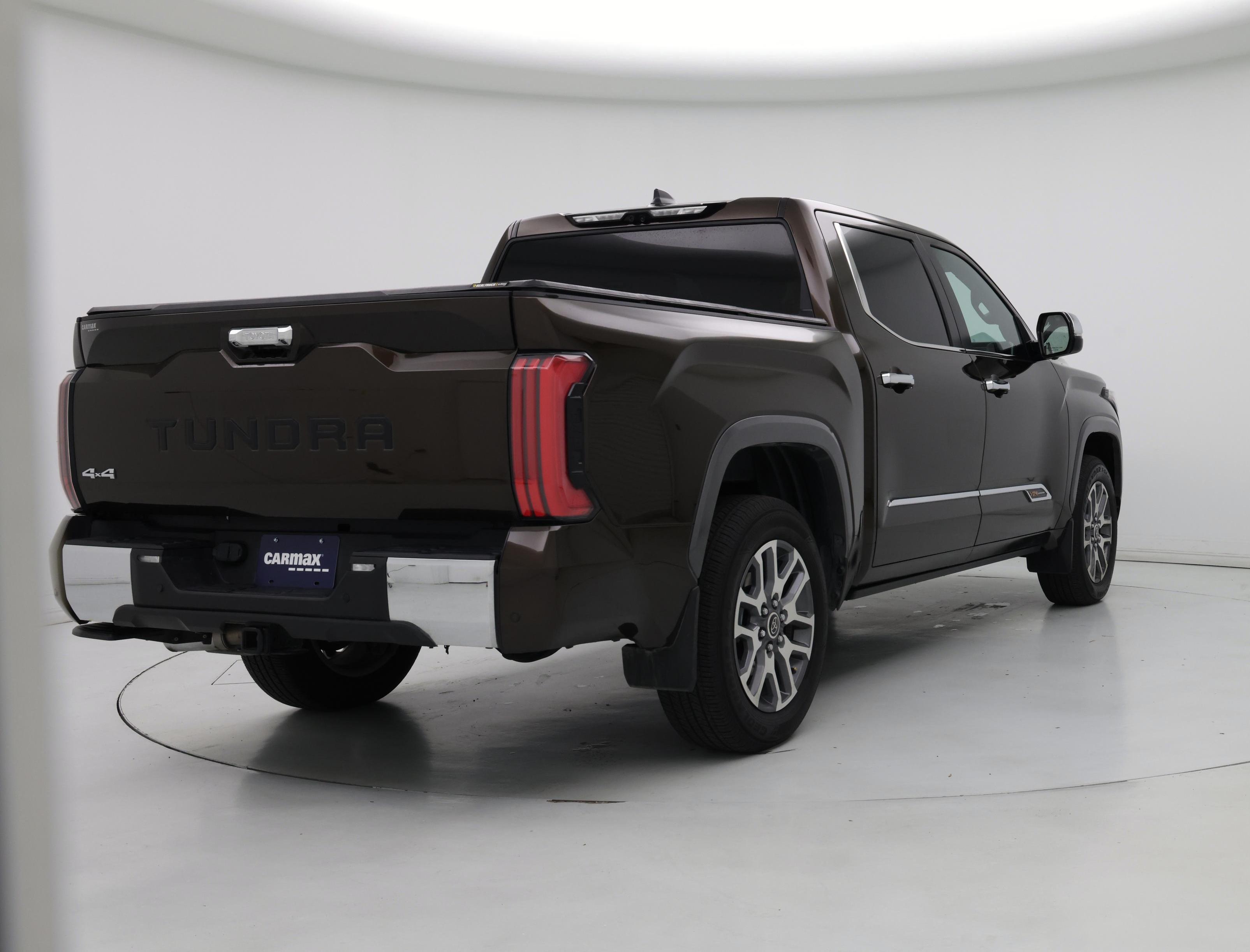 Thumbnail: 2024 Toyota Tundra - 8