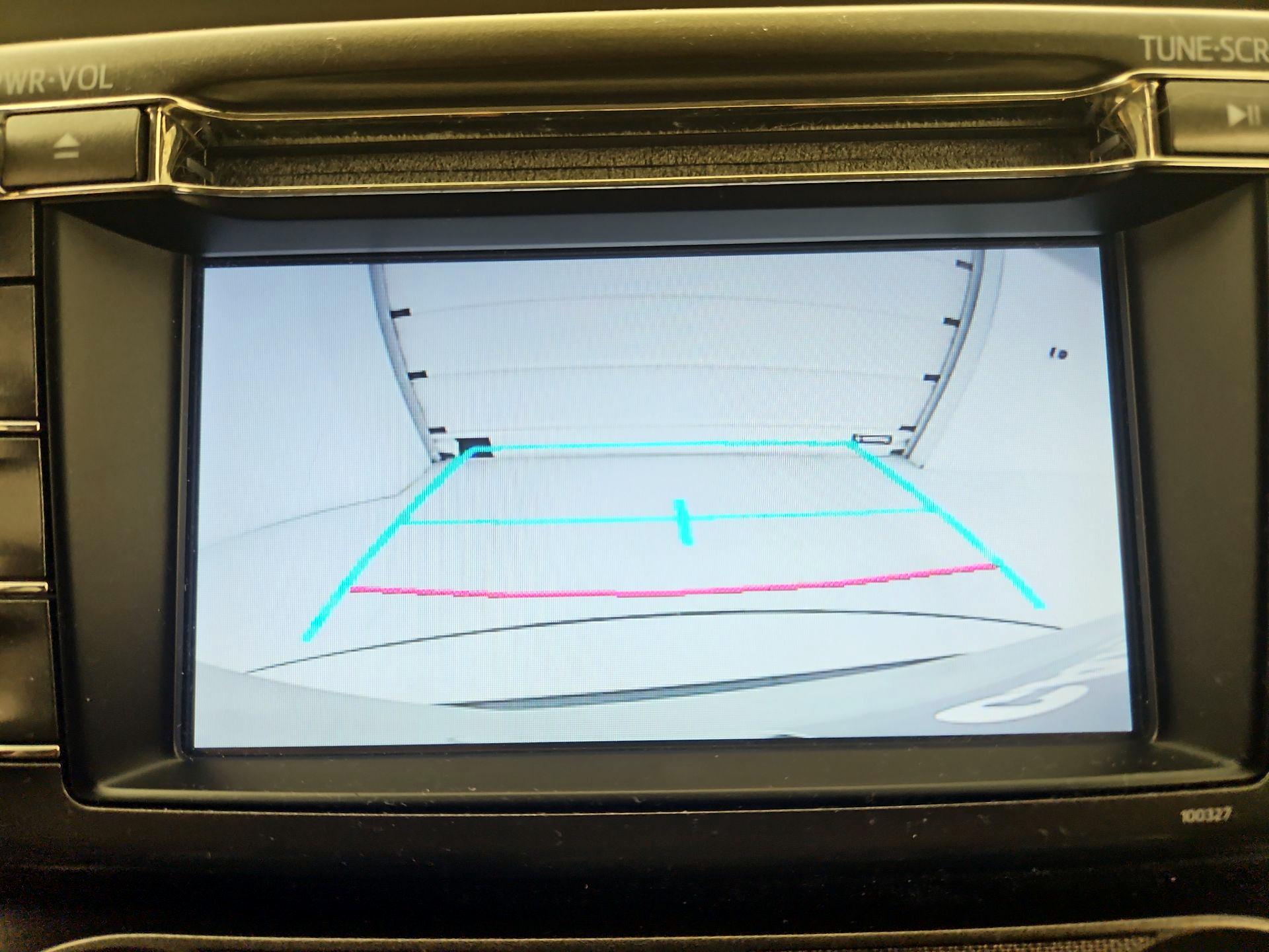 Thumbnail: 2015 Toyota RAV4 - 14