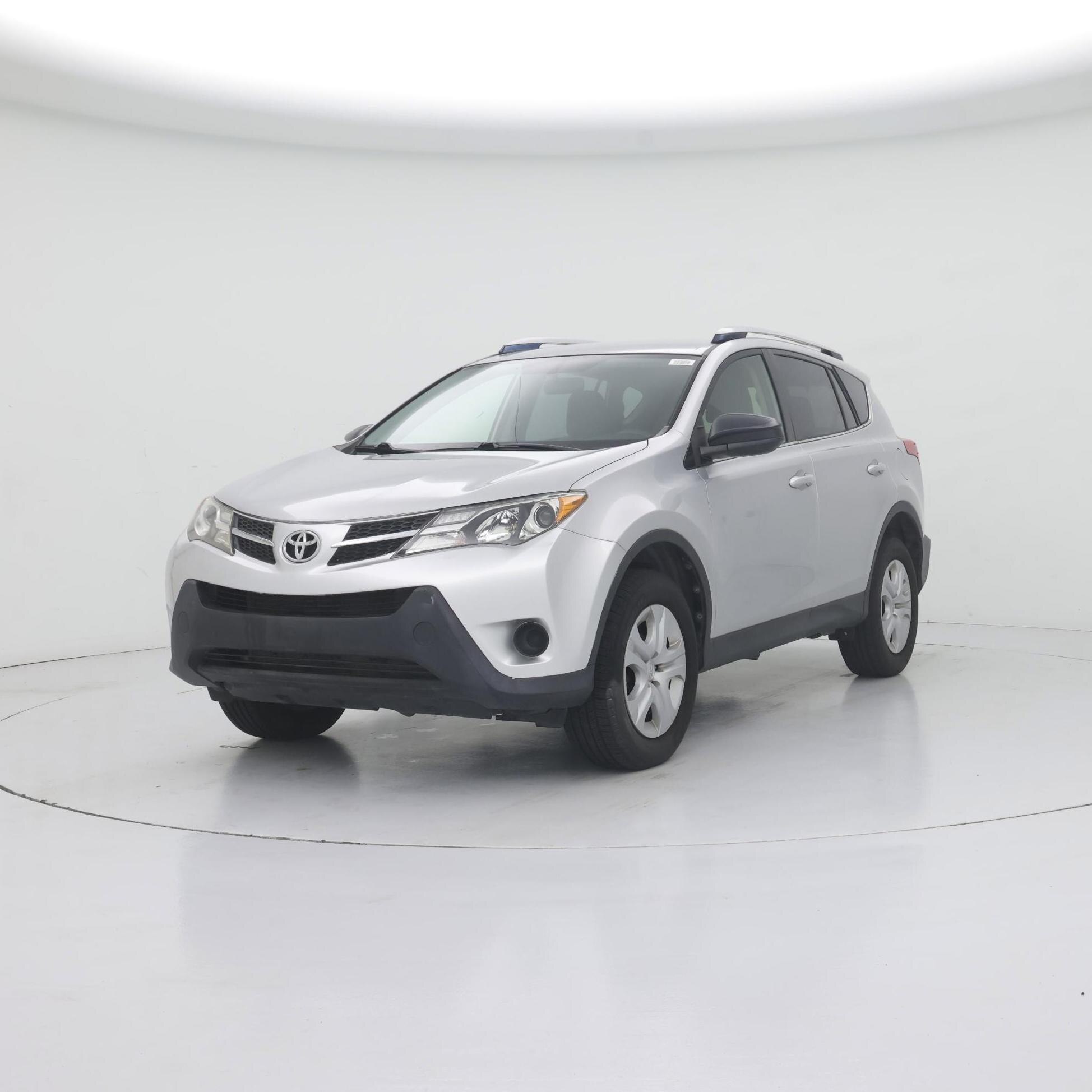 Thumbnail: 2015 Toyota RAV4 - 4
