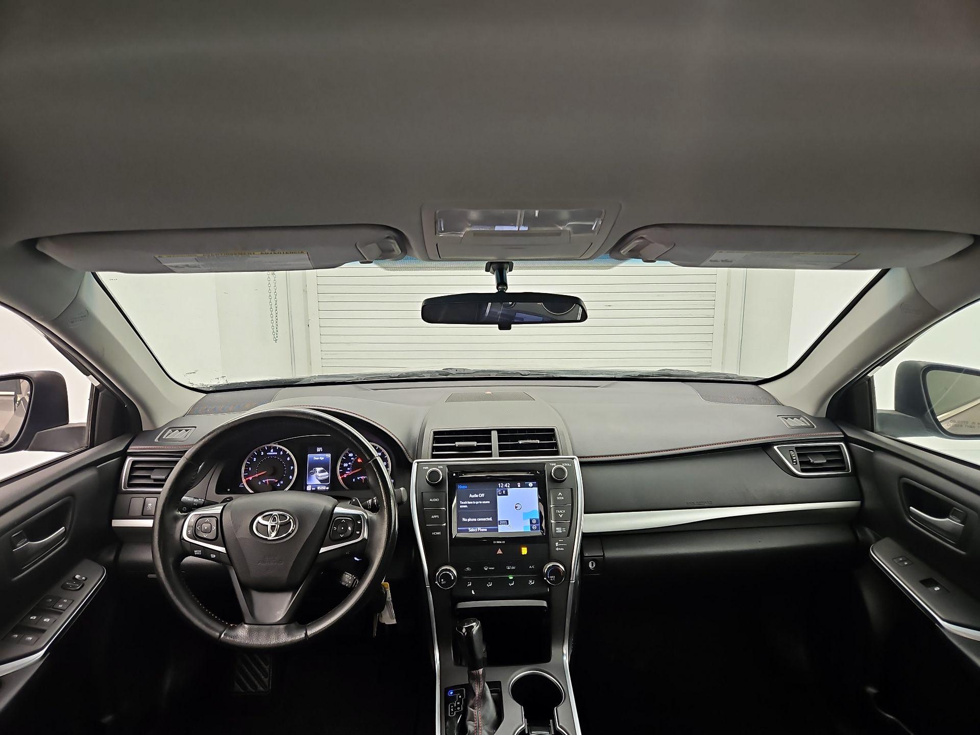 Thumbnail: 2016 Toyota Camry - 9