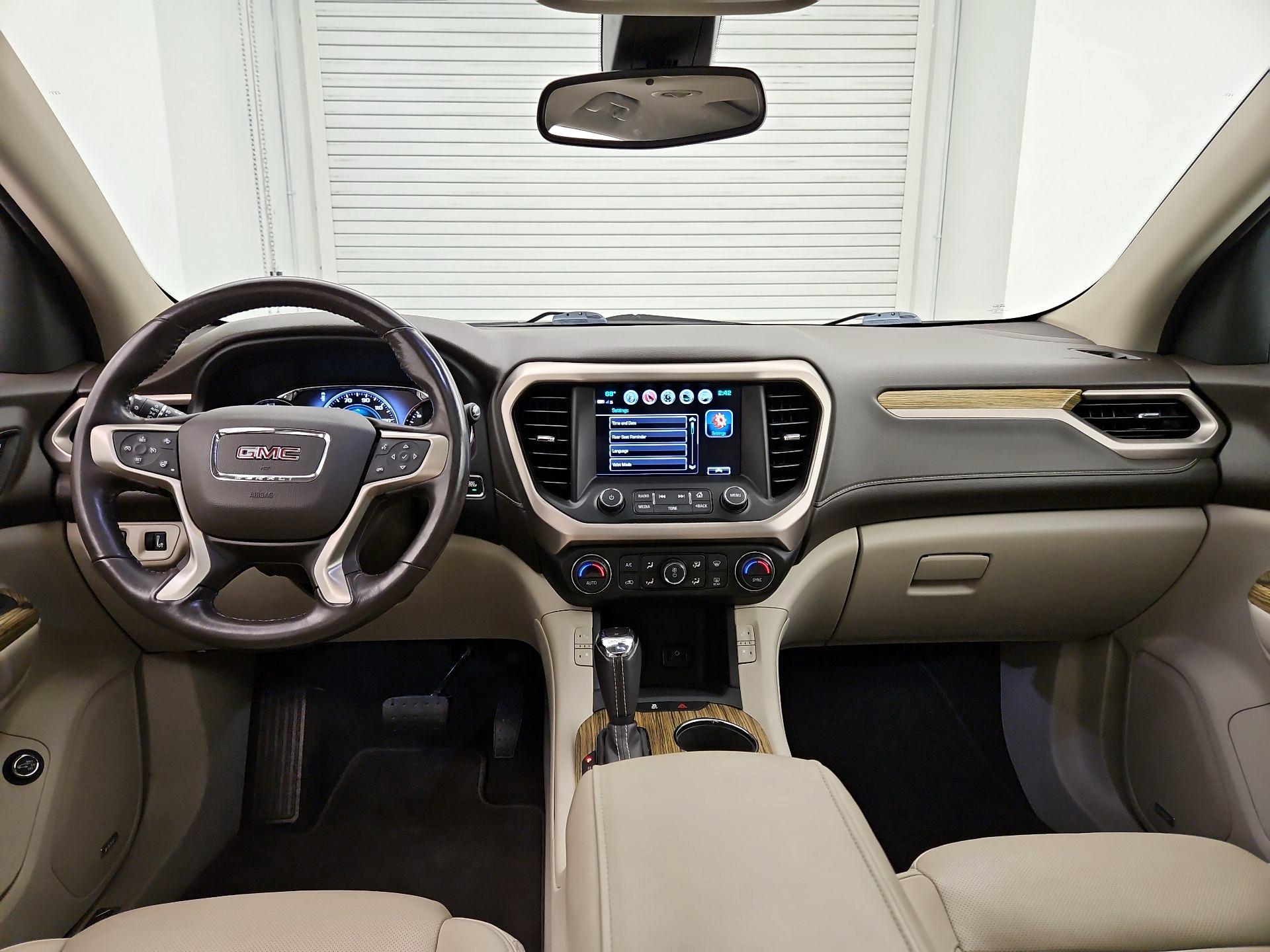 Thumbnail: 2019 GMC Acadia - 9