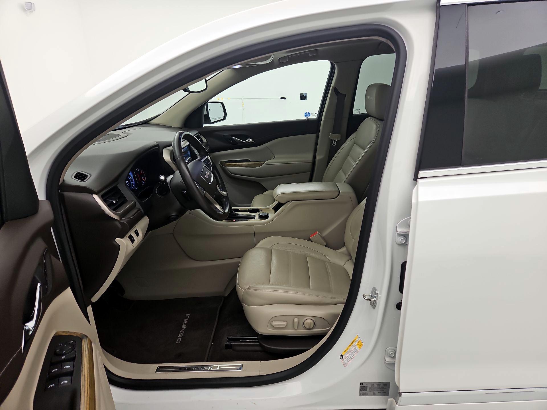 Thumbnail: 2019 GMC Acadia - 11