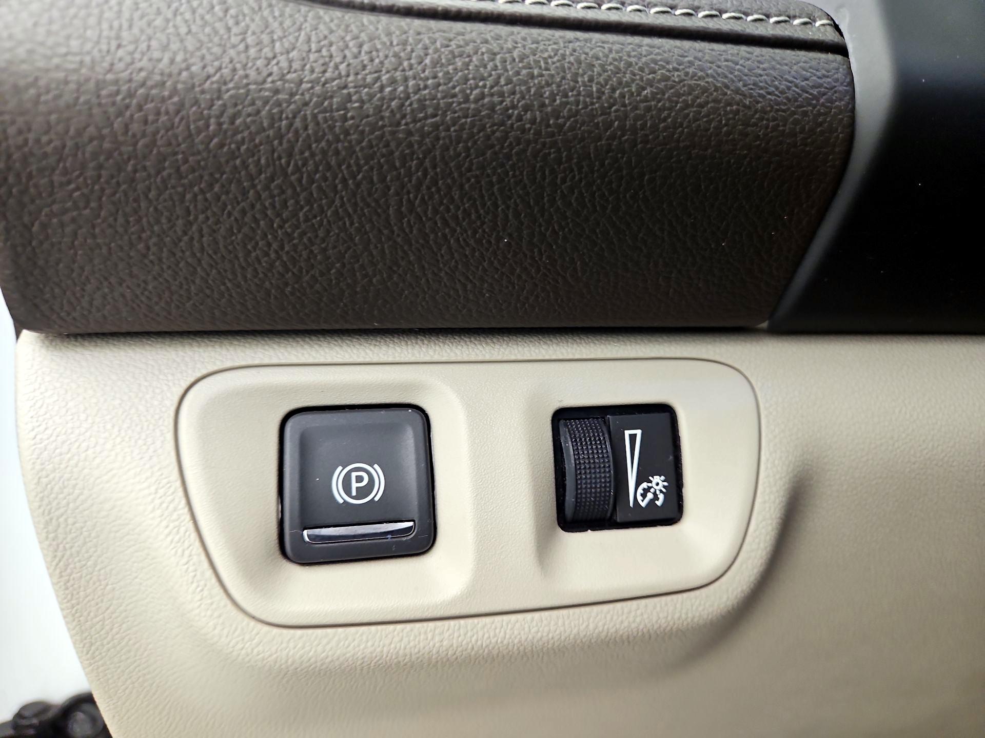 Thumbnail: 2019 GMC Acadia - 13