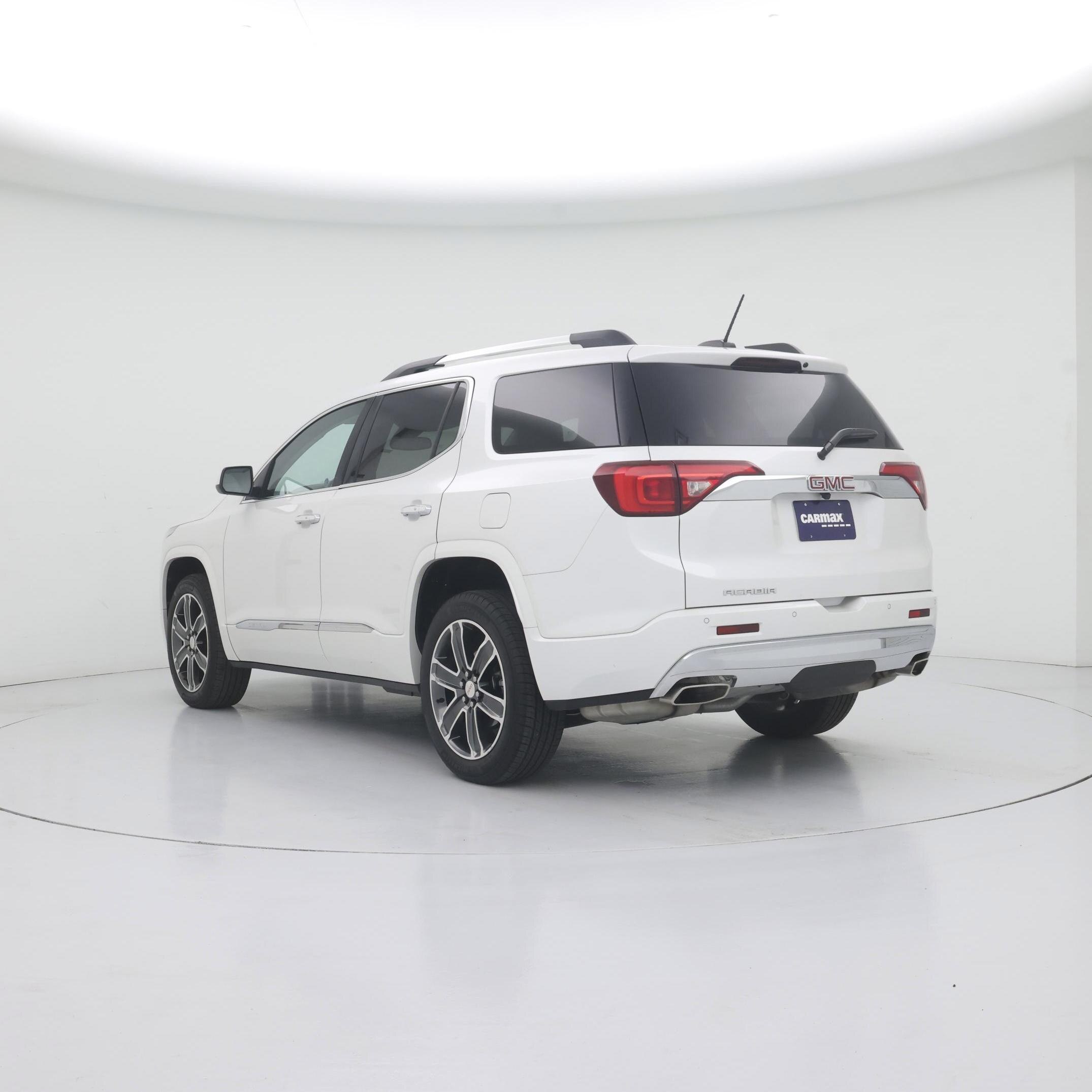 Thumbnail: 2019 GMC Acadia - 2