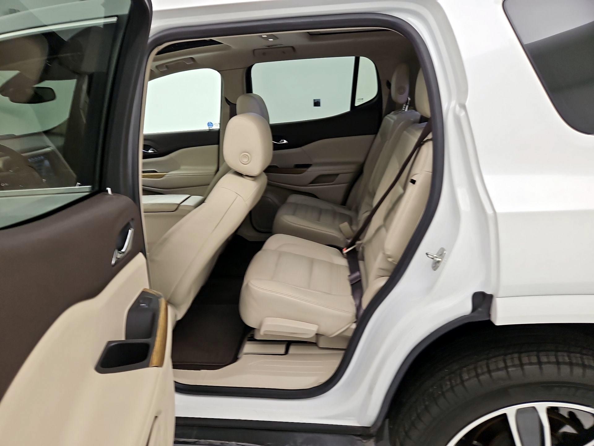 Thumbnail: 2019 GMC Acadia - 20